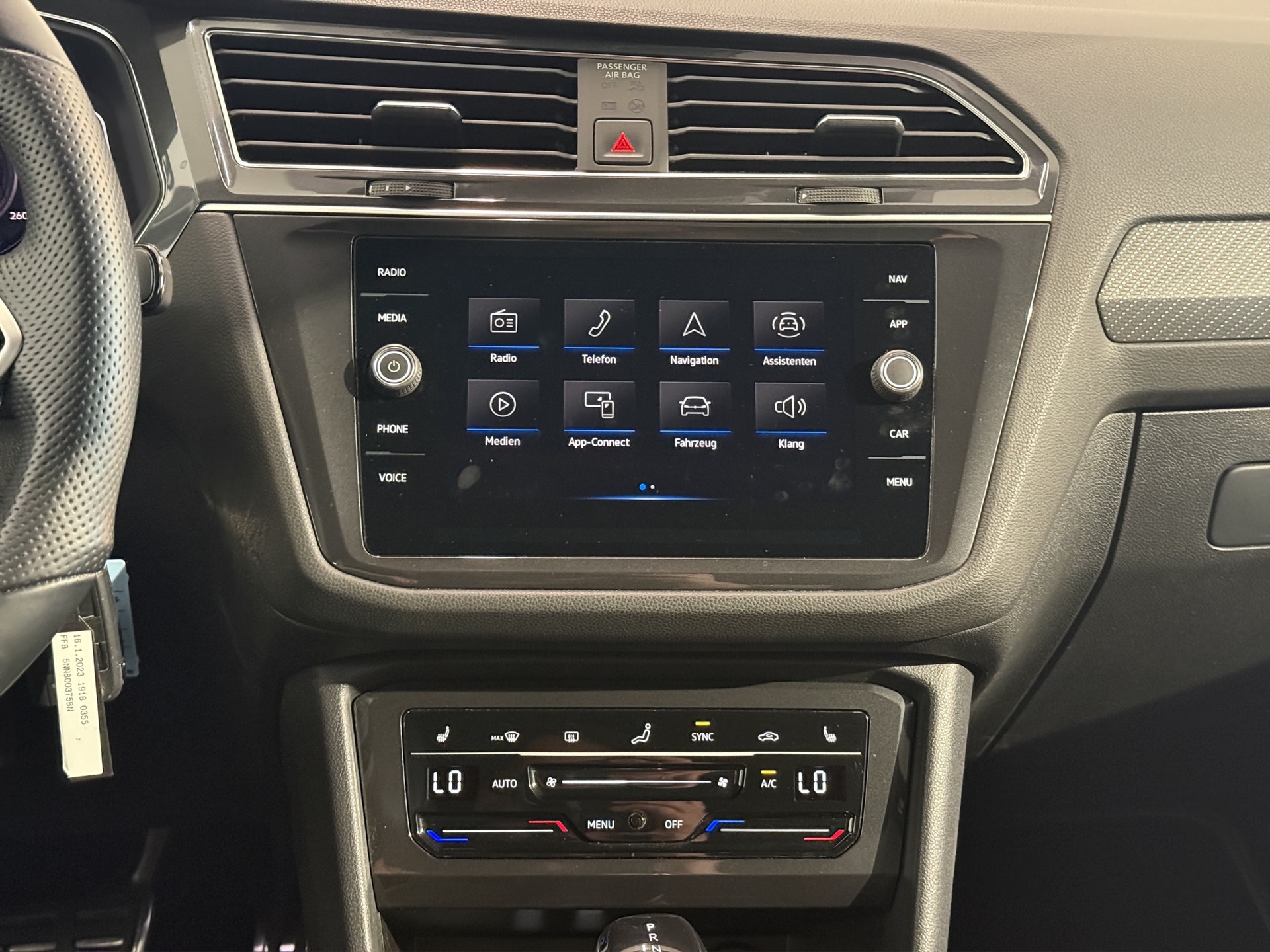VW Tiguan Allspace 2.0TSI R-Line 4Motion DSG-image-8