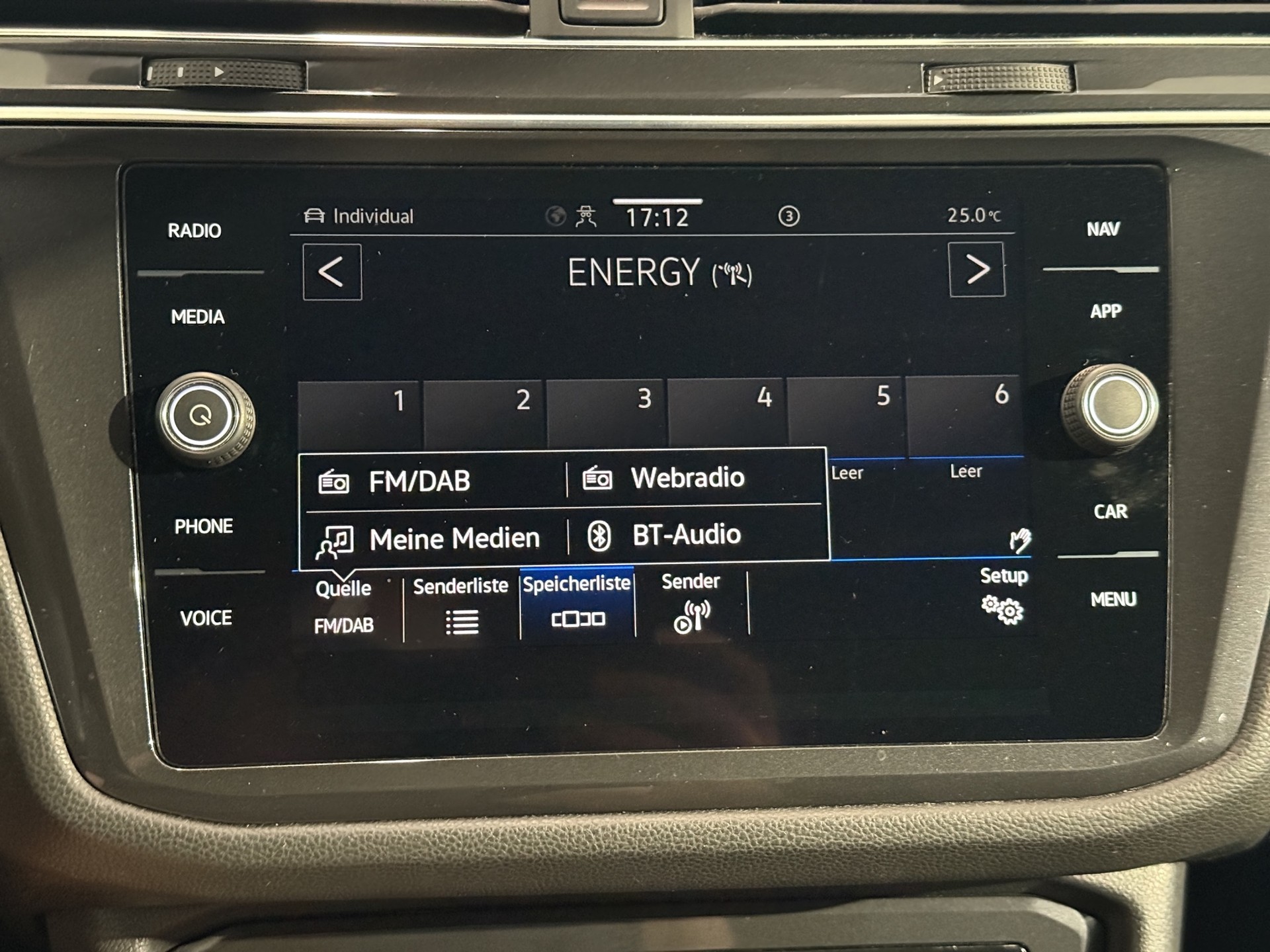 VW Tiguan Allspace 2.0TSI R-Line 4Motion DSG-image-16