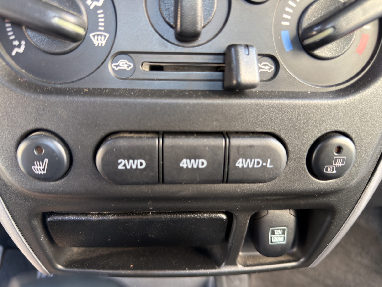 SUZUKI Jimny 1.3 16V Compact Top Automatic-image-21