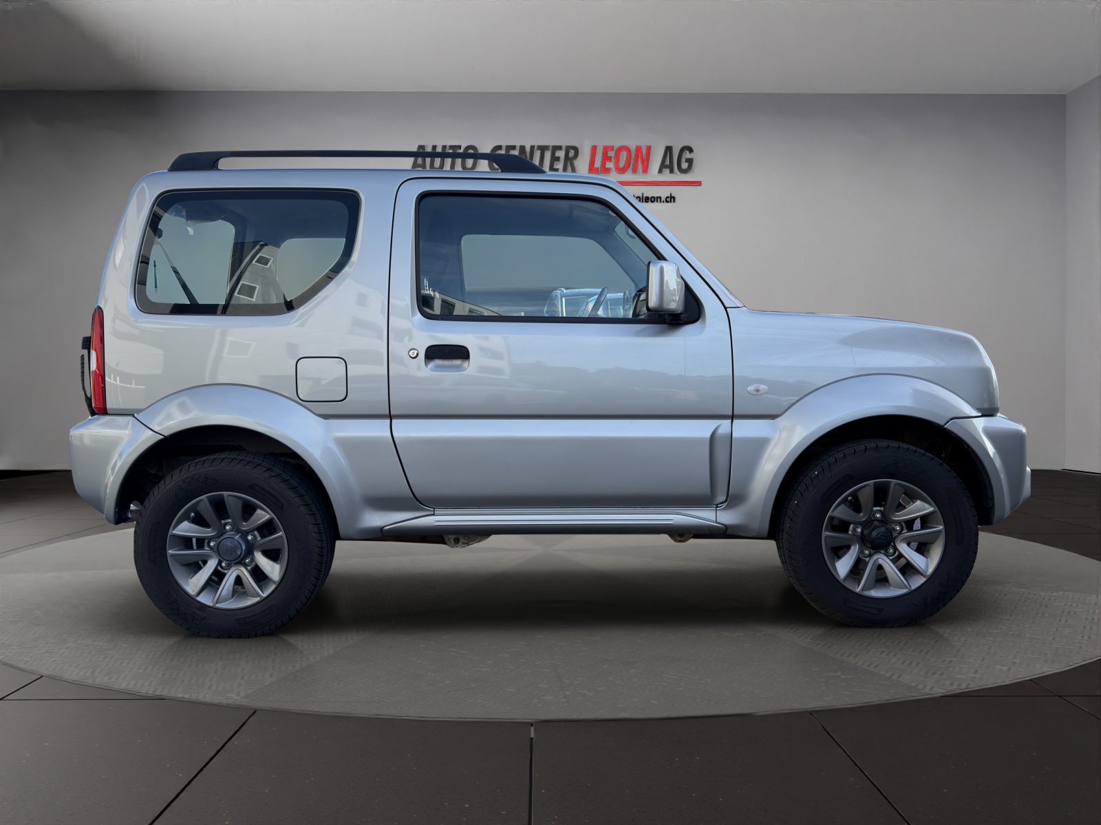 SUZUKI Jimny 1.3 16V Compact Top Automatic-image-6