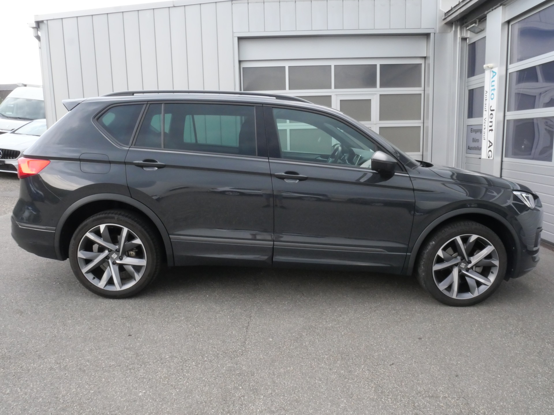 SEAT Tarraco 1.4 e-HYBRID DSG Move FR *CH-Auto, 4 J. Garantie*-image-4