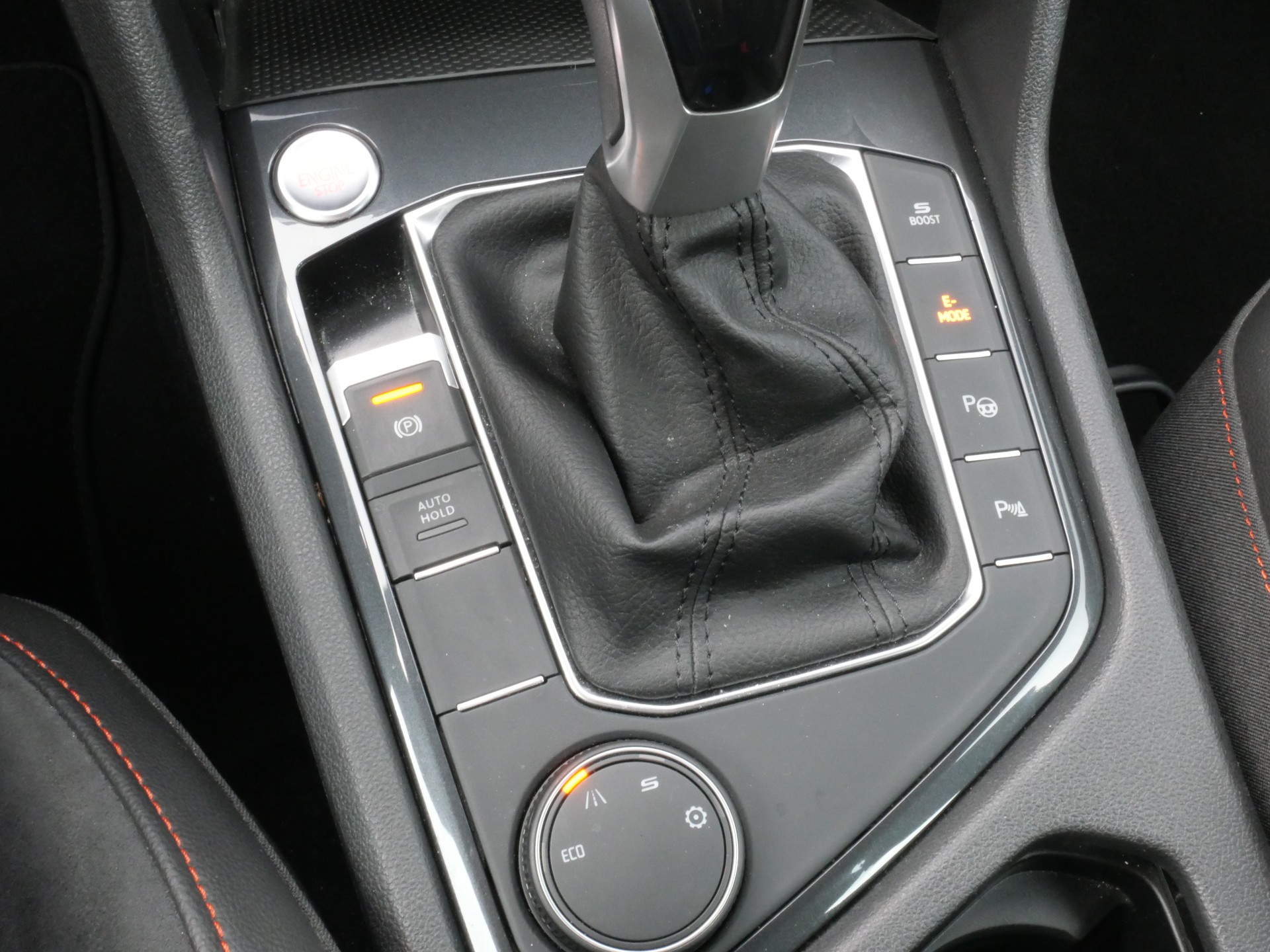 SEAT Tarraco 1.4 e-HYBRID DSG Move FR *CH-Auto, 4 J. Garantie*-image-14