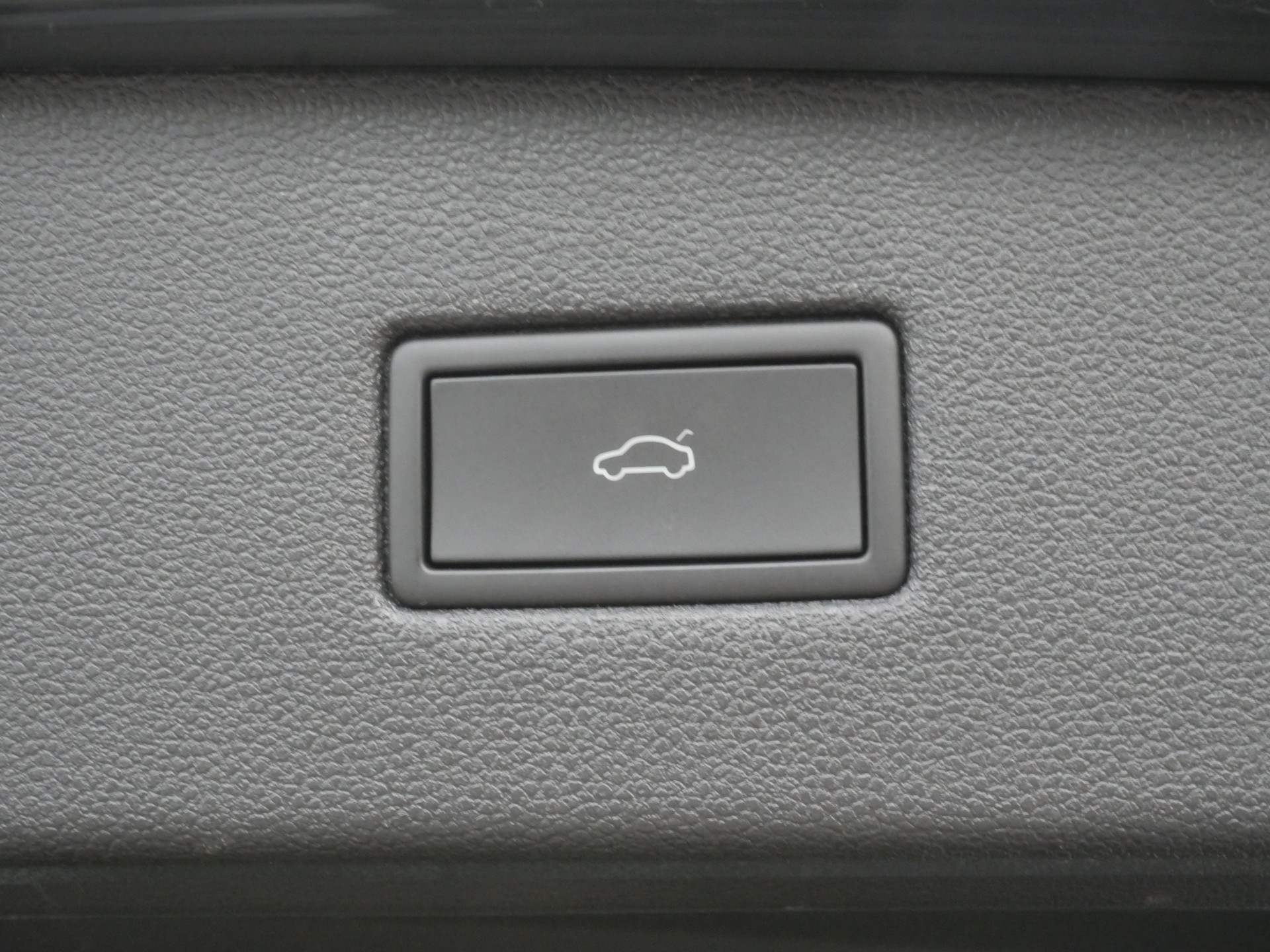 SEAT Tarraco 1.4 e-HYBRID DSG Move FR *CH-Auto, 4 J. Garantie*-image-7