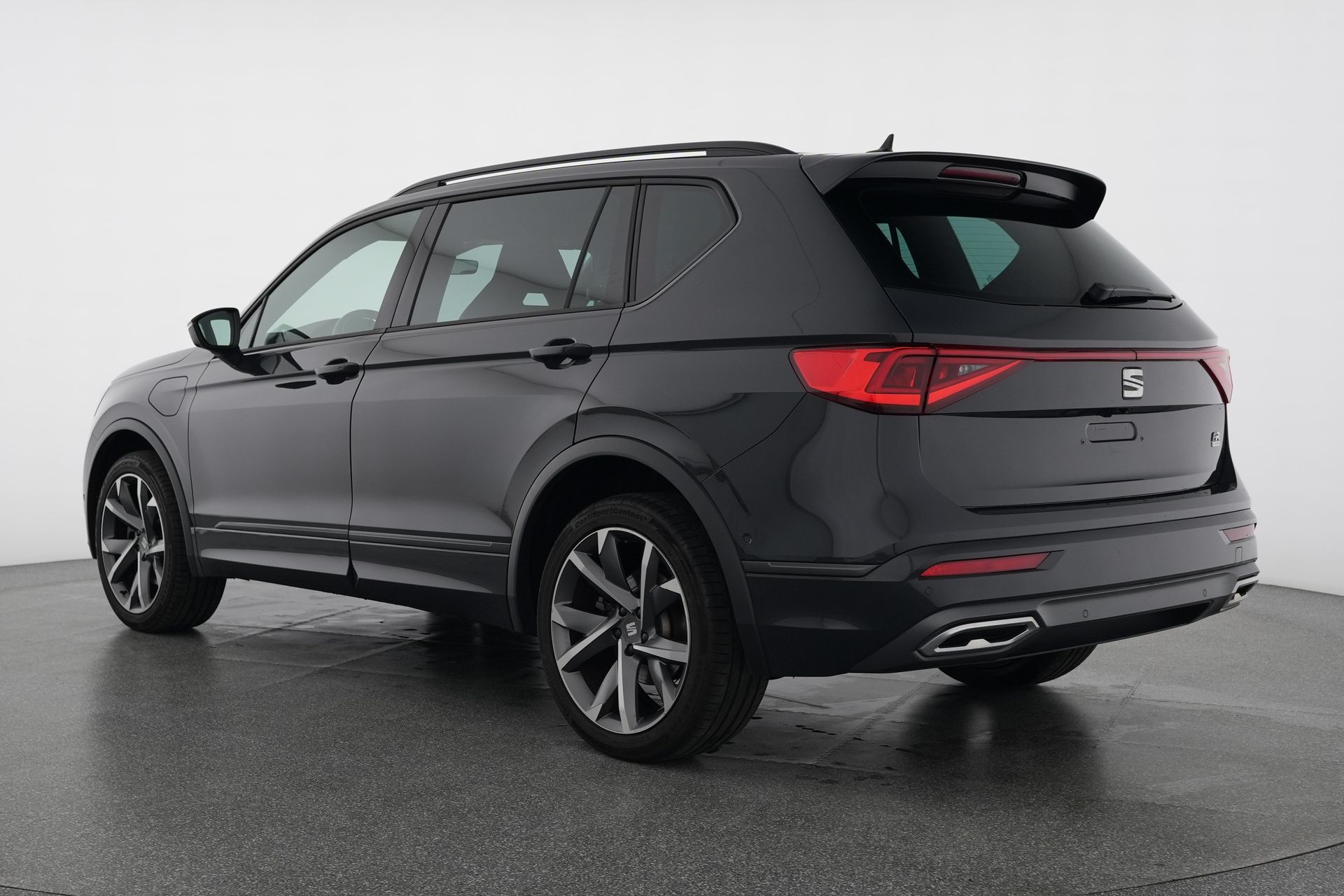 SEAT Tarraco 1.4 e-HYBRID DSG Move FR *CH-Auto, 4 J. Garantie*-image-3