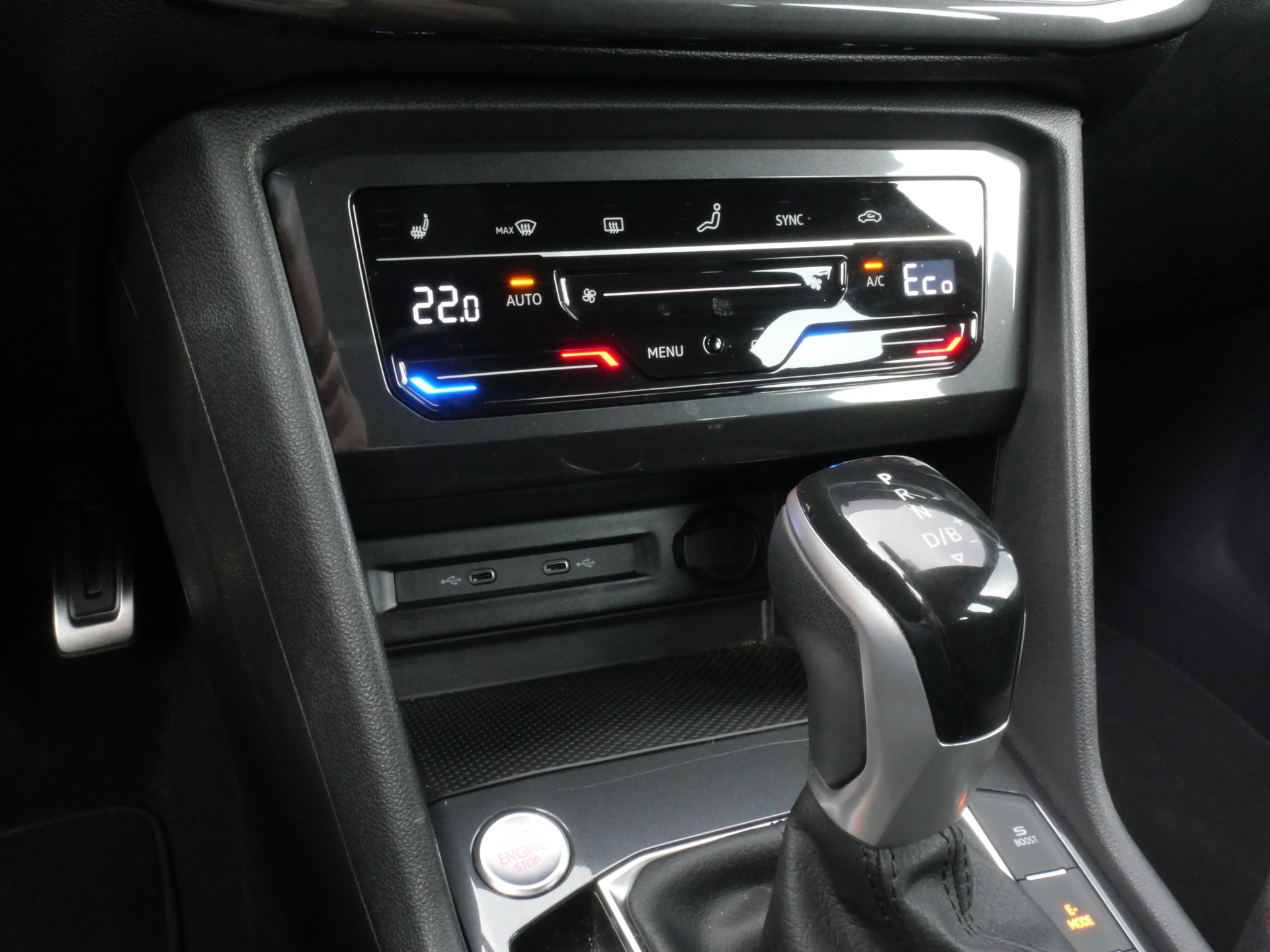 SEAT Tarraco 1.4 e-HYBRID DSG Move FR *CH-Auto, 4 J. Garantie*-image-15