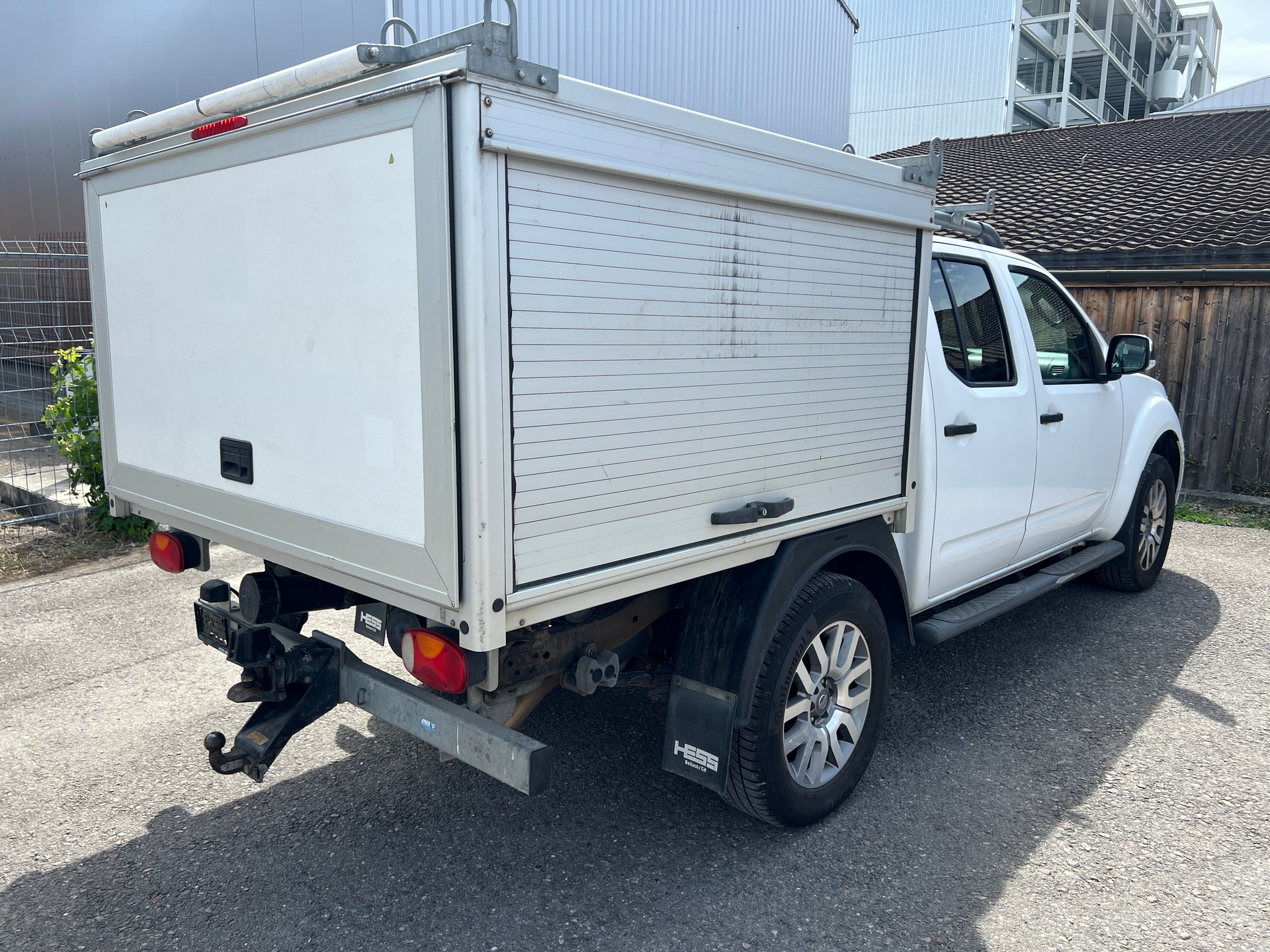 NISSAN Navara V6 Double Cab LE 3.0 dCi 4WD Automat-image-3
