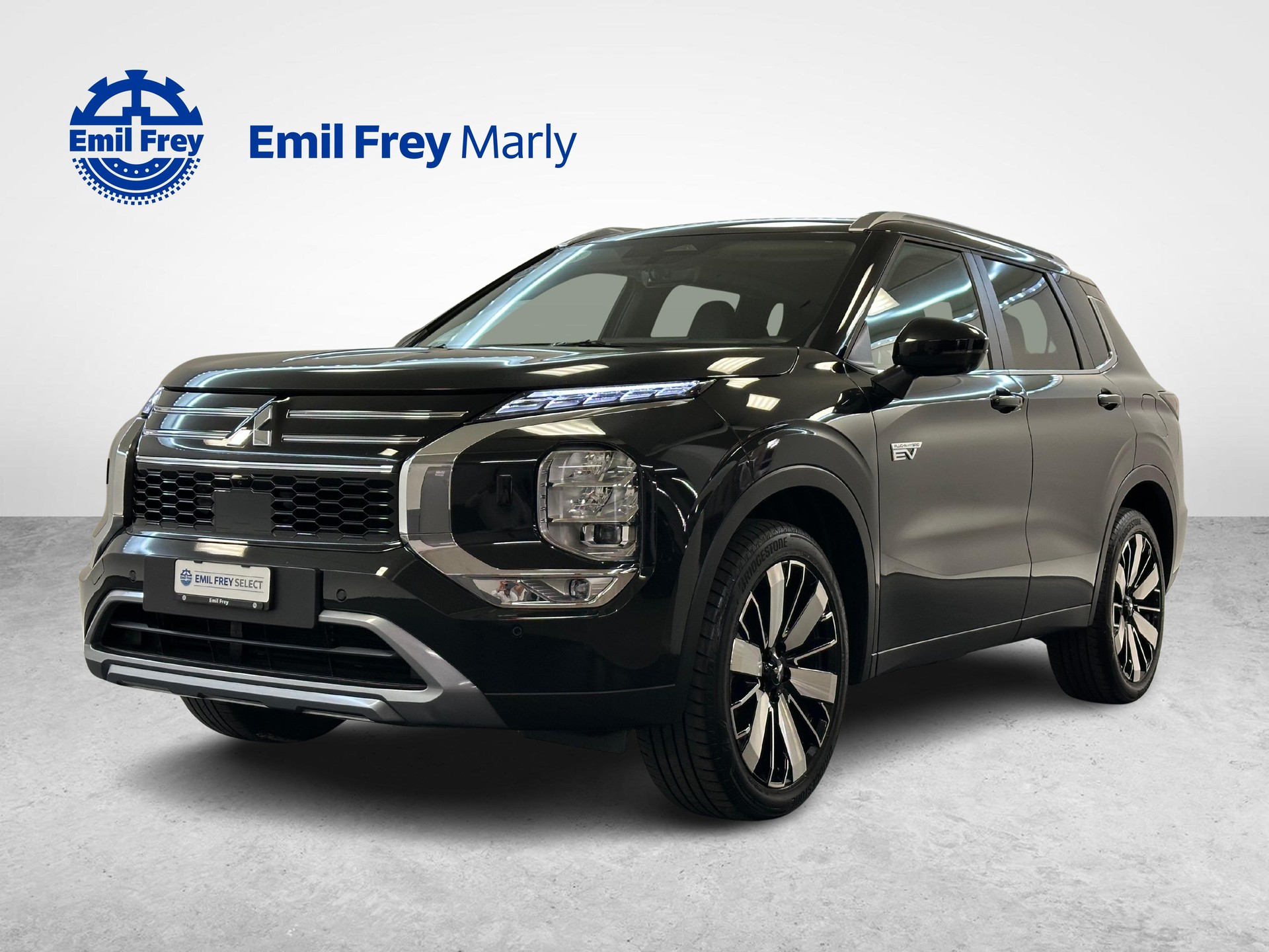 MITSUBISHI Outlander 2.4 PHEV Intense 4x4-image-0
