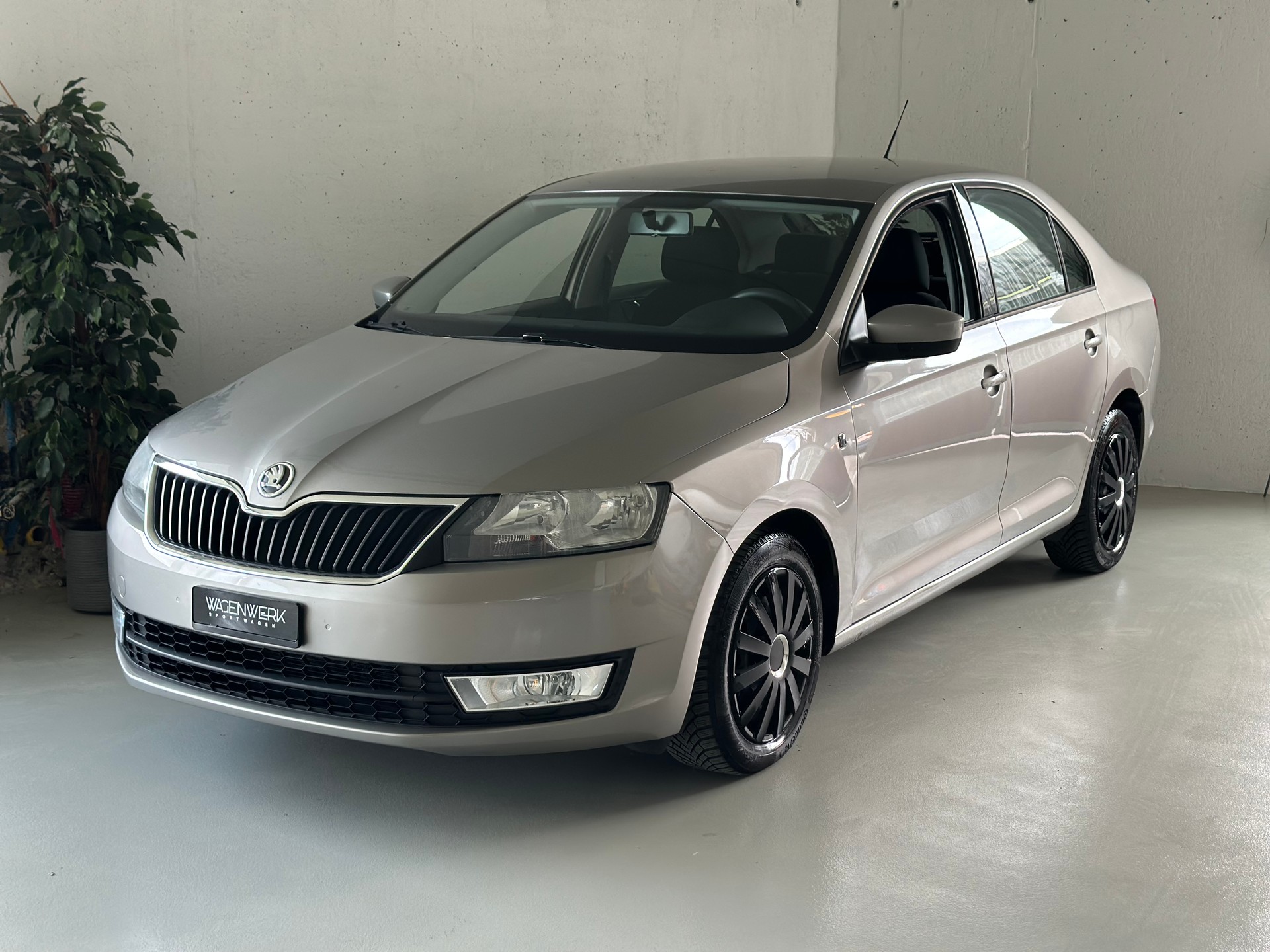SKODA Rapid 1.2 TSI Active-image-0