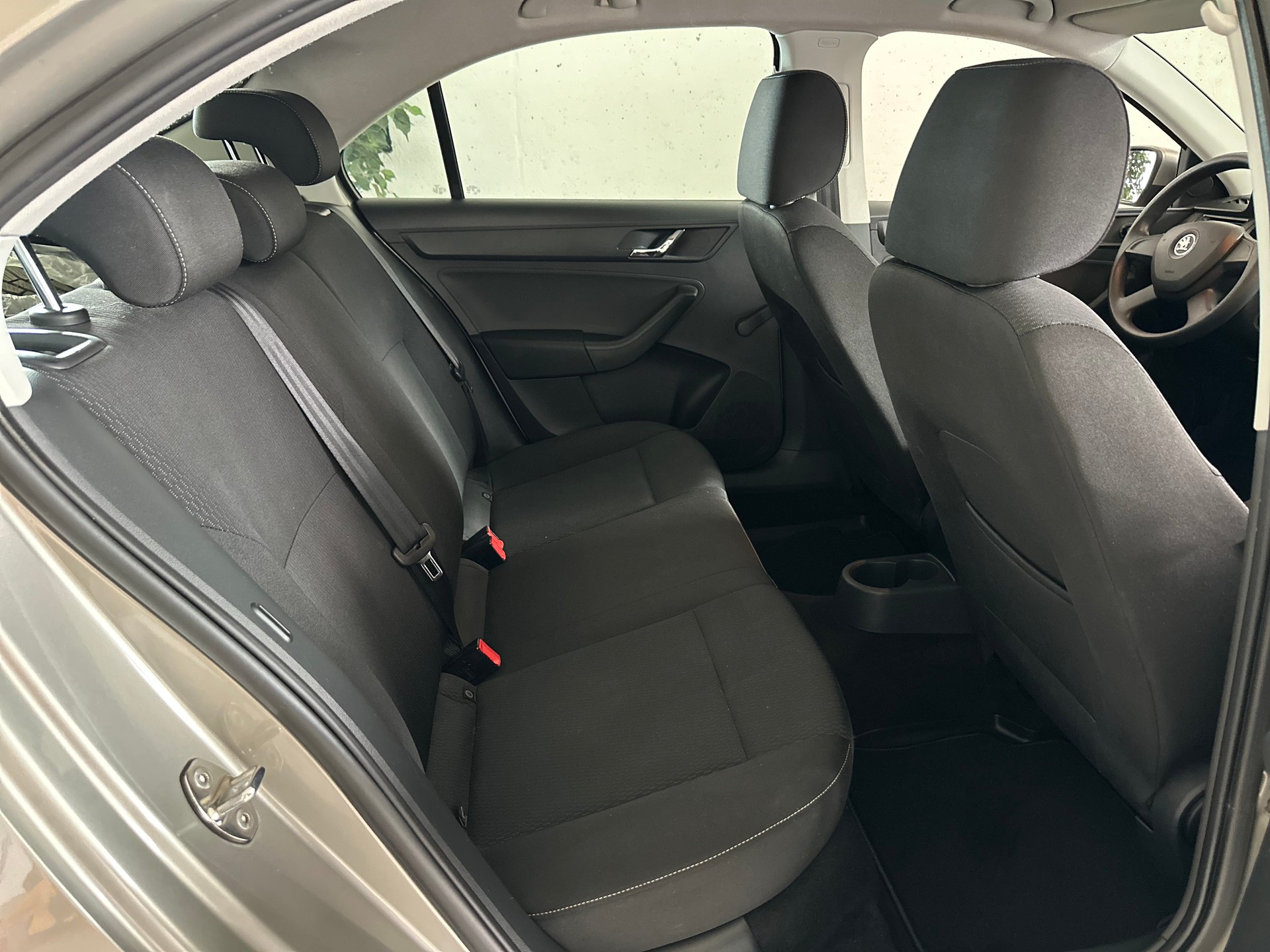 SKODA Rapid 1.2 TSI Active-image-8
