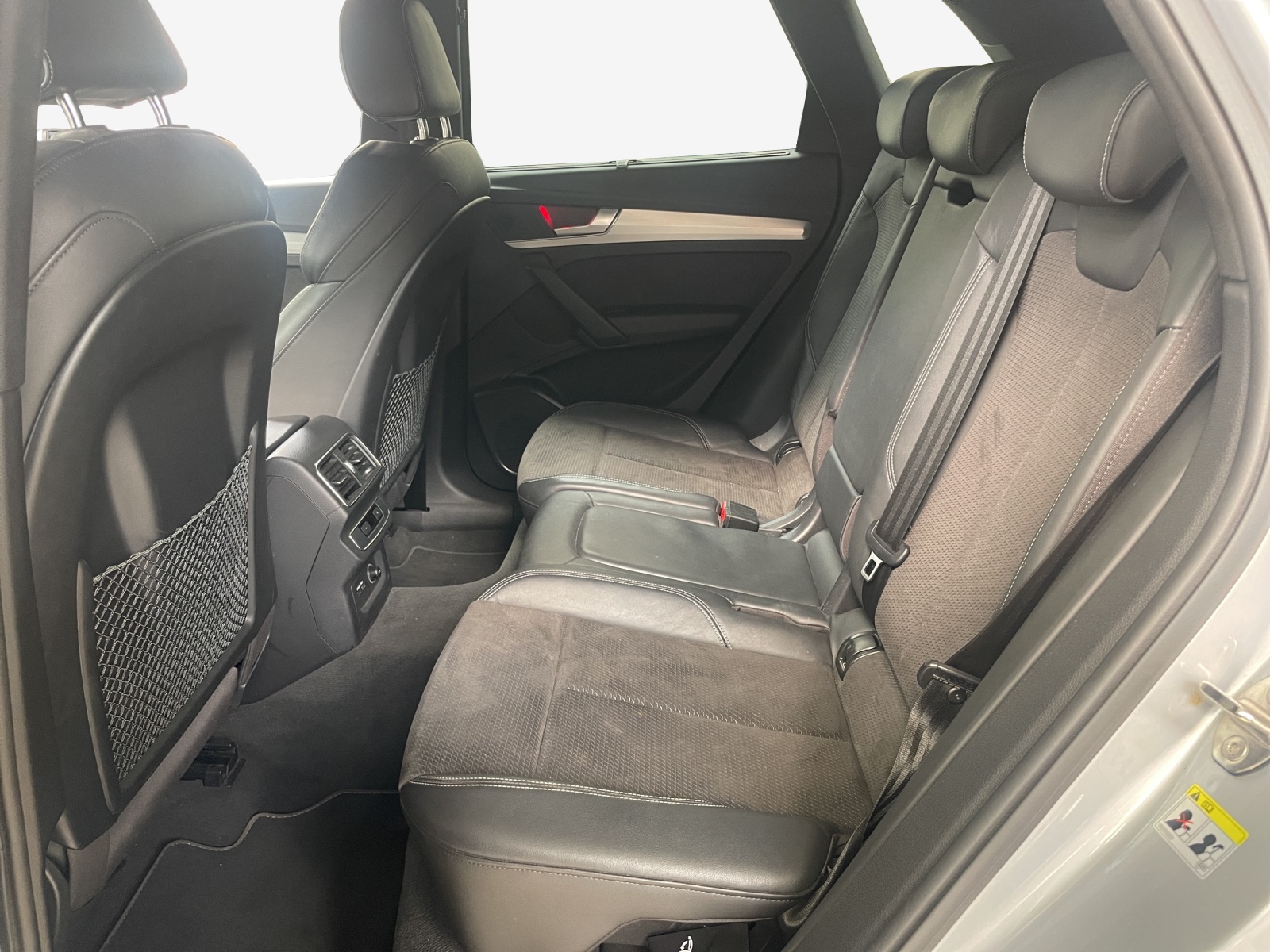 AUDI Q5 45 TFSI sport quattro S-tronic-image-11