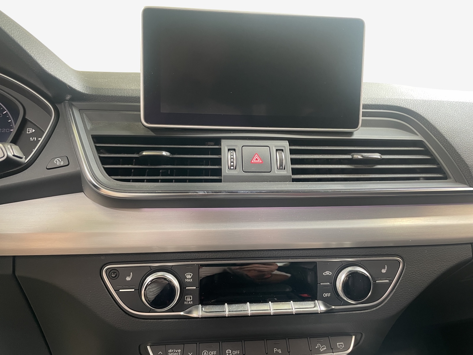 AUDI Q5 45 TFSI sport quattro S-tronic-image-10
