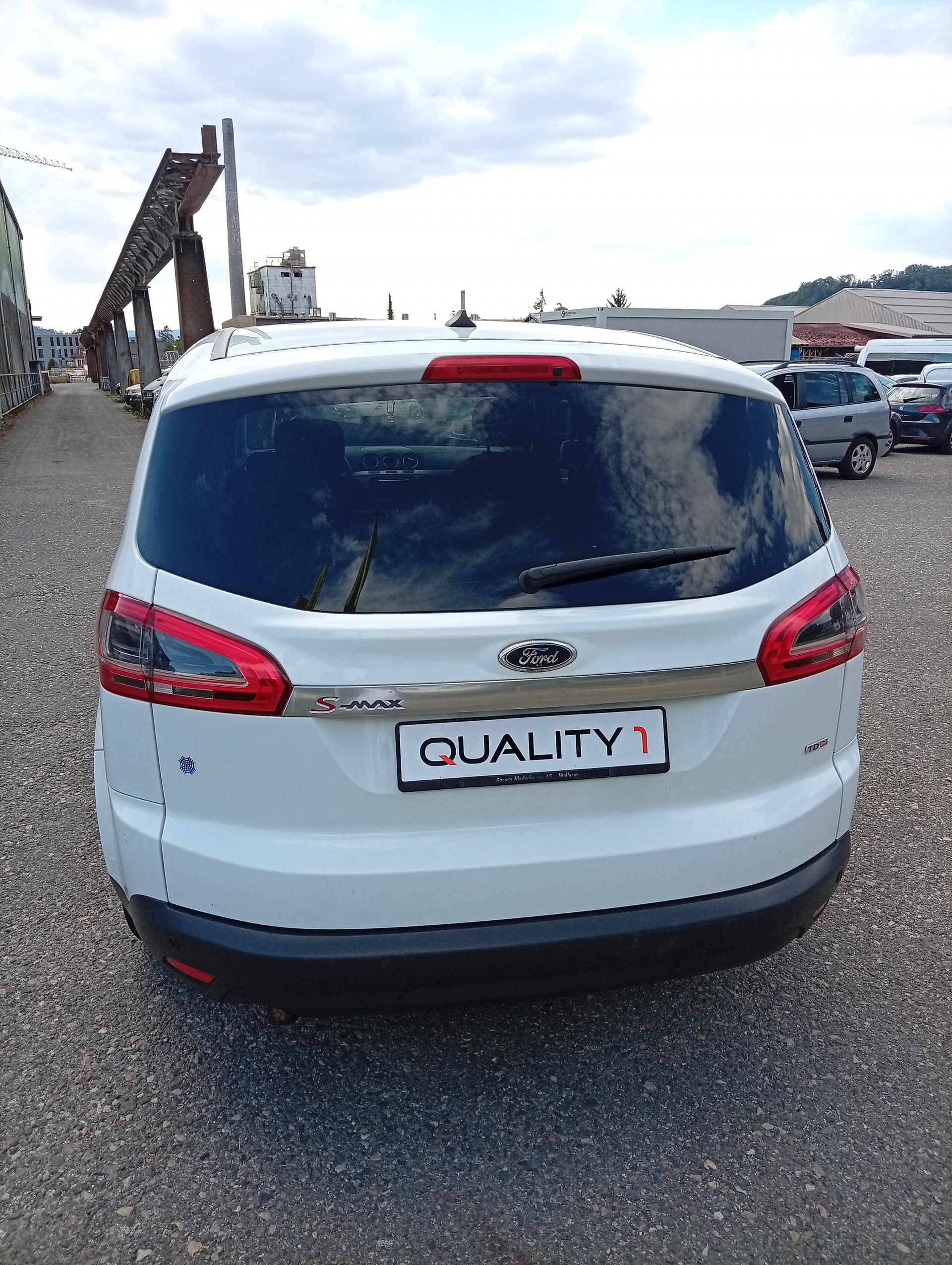 FORD S-Max 2.0 TDCi KNIE-Edition-image-3