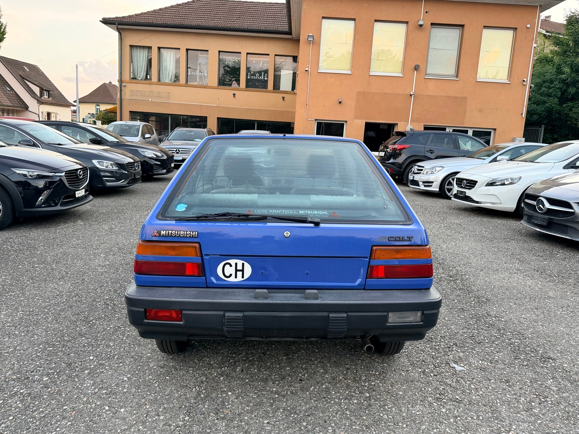 MITSUBISHI Colt 1300 GL-image-10