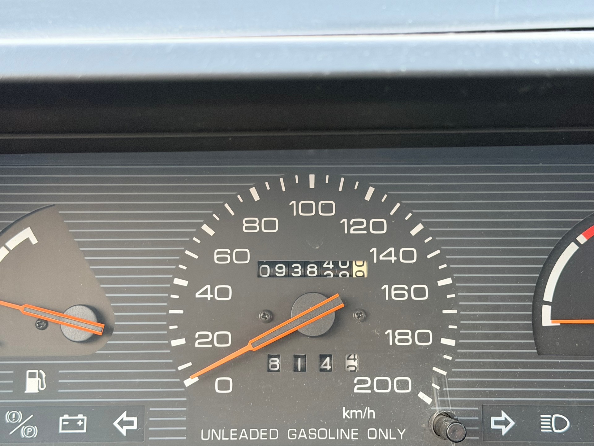 MITSUBISHI Colt 1300 GL-image-20