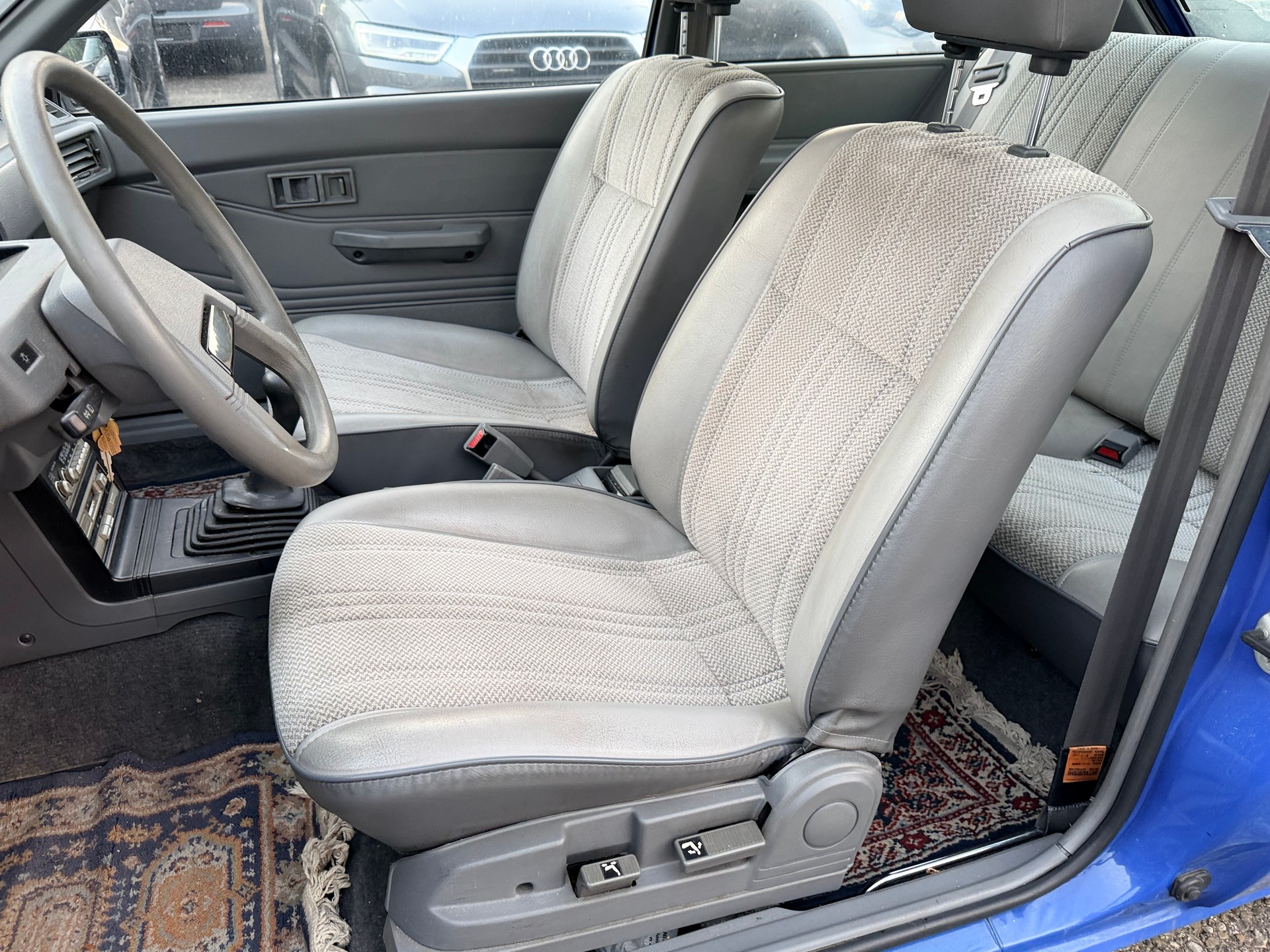 MITSUBISHI Colt 1300 GL-image-15