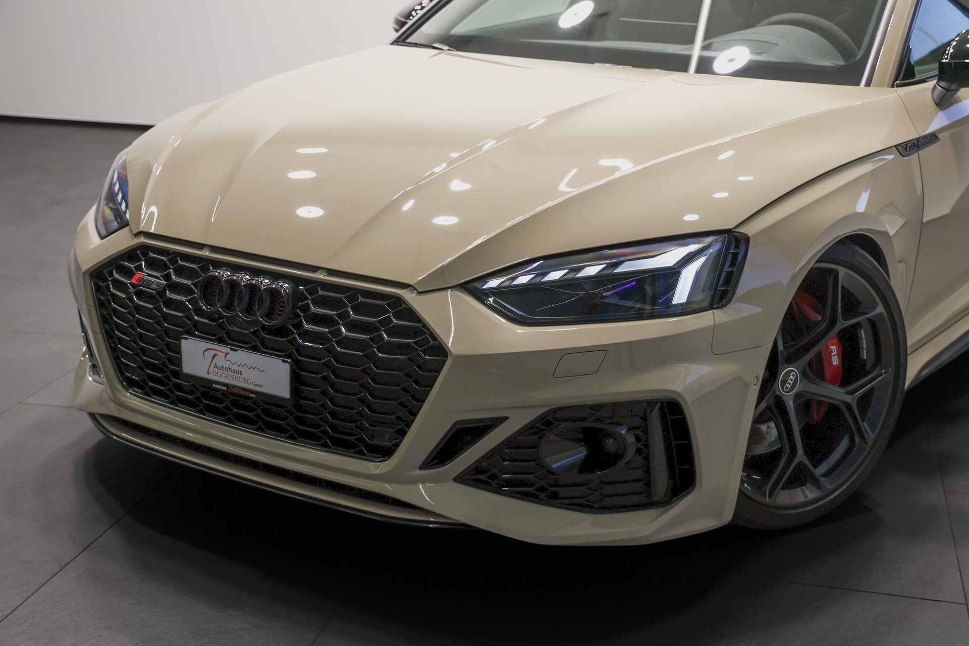 AUDI RS5 Sportback 2.9 TFSI quattro tiptronic *Facelift*Competition Paket*Individual-Lackierung Mocha Latte*-image-6