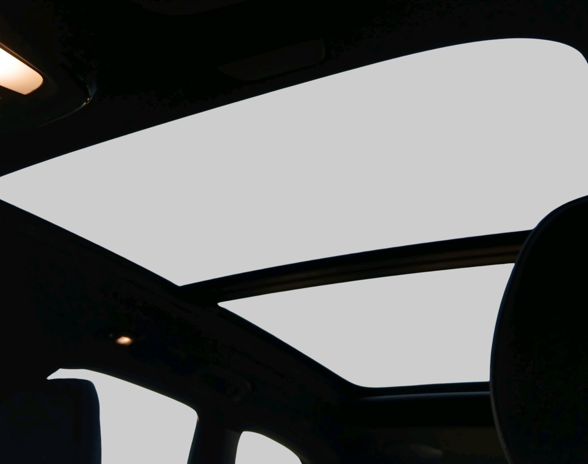 VOLVO XC60 2.0 T8 TE Polestar eAWD-image-16