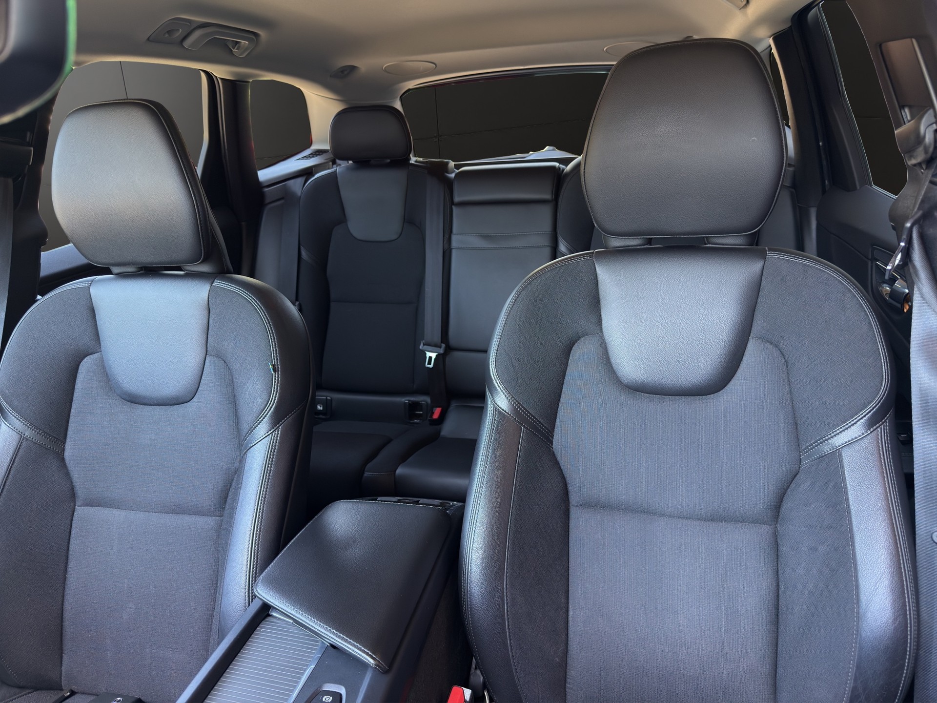 VOLVO VOLVO XC60 D4 AWD Inscription-image-14