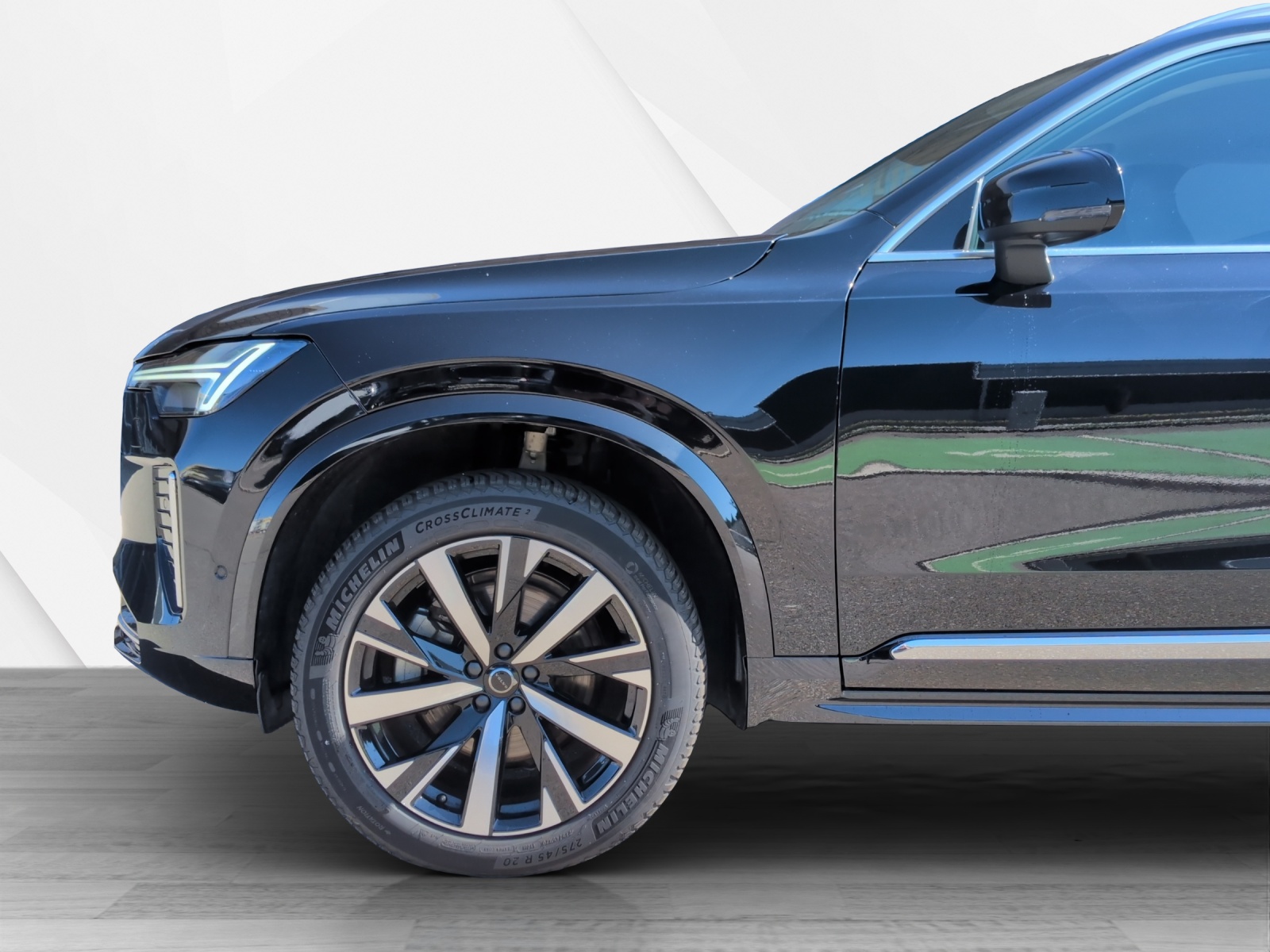 VOLVO XC90 2.0 B5 MH Plus Bright AWD-image-9