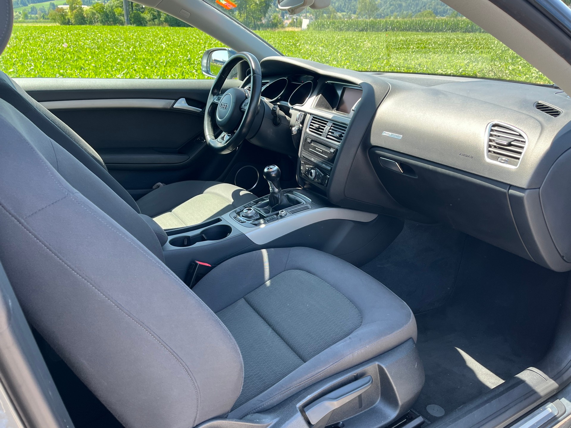AUDI A5 Coupé 1.8 TFSI-image-10