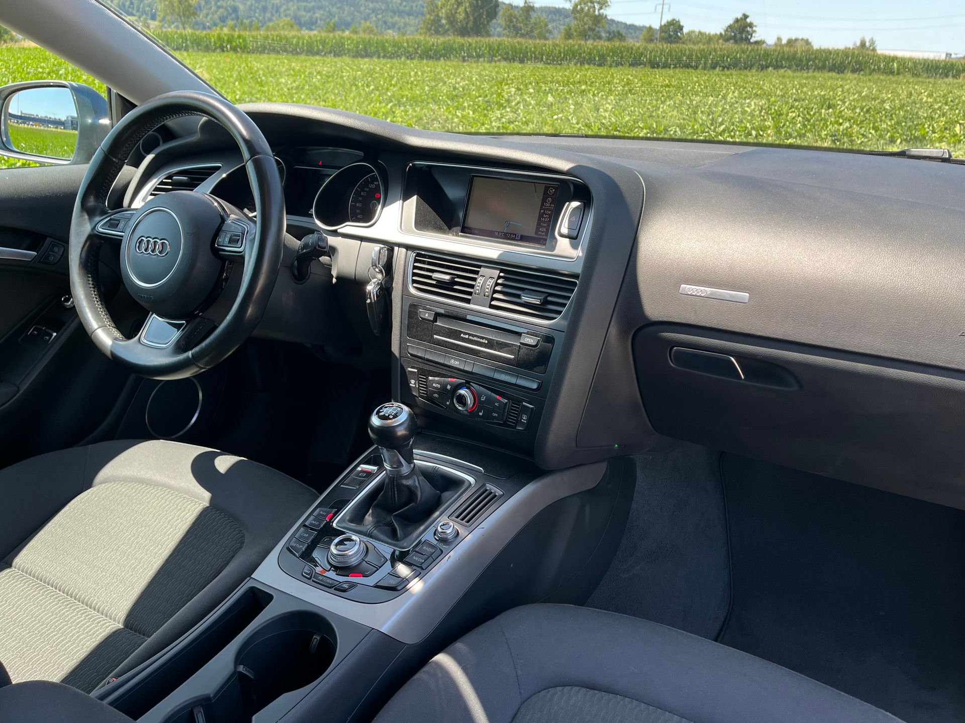 AUDI A5 Coupé 1.8 TFSI-image-12