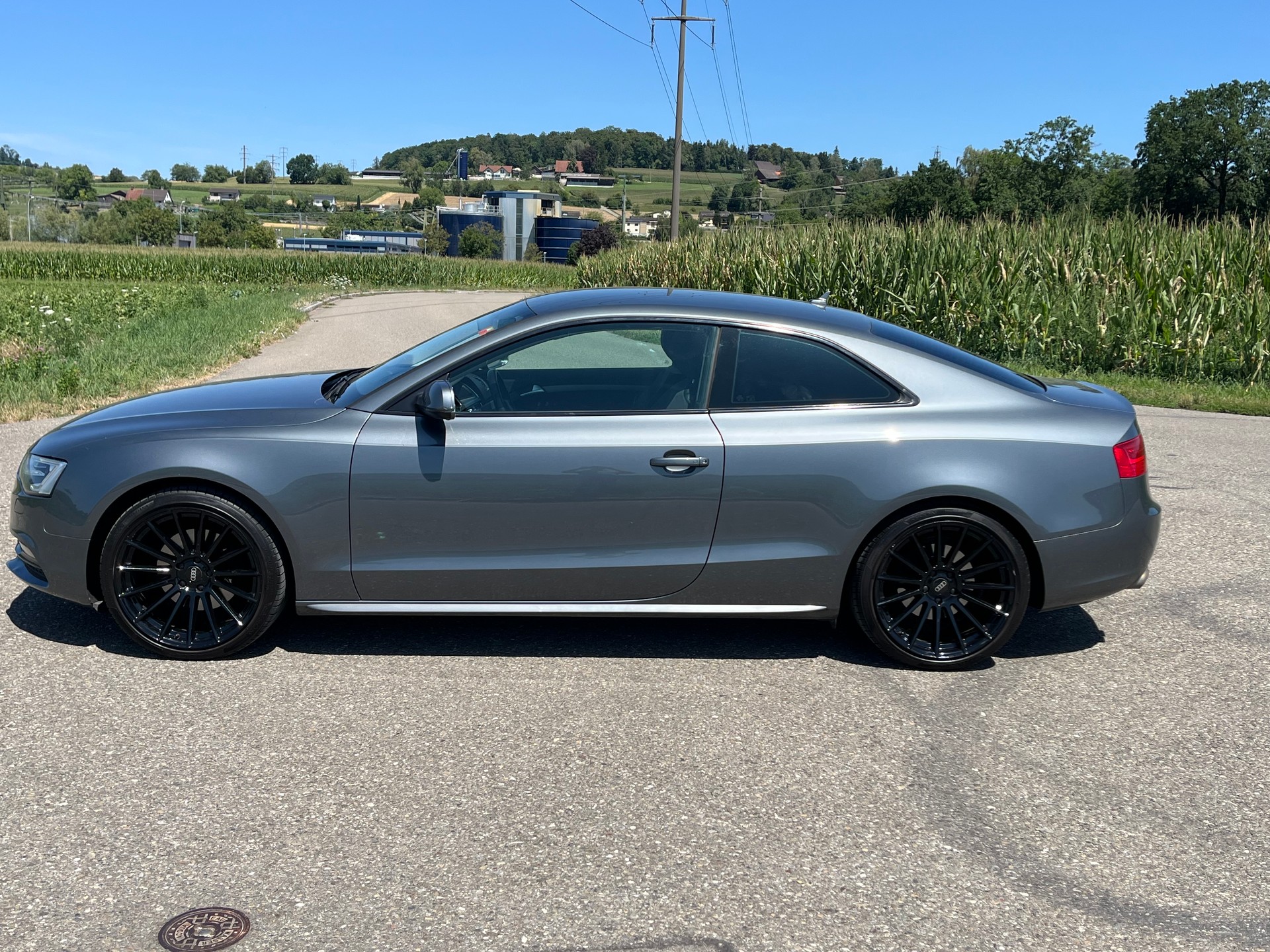 AUDI A5 Coupé 1.8 TFSI-image-2