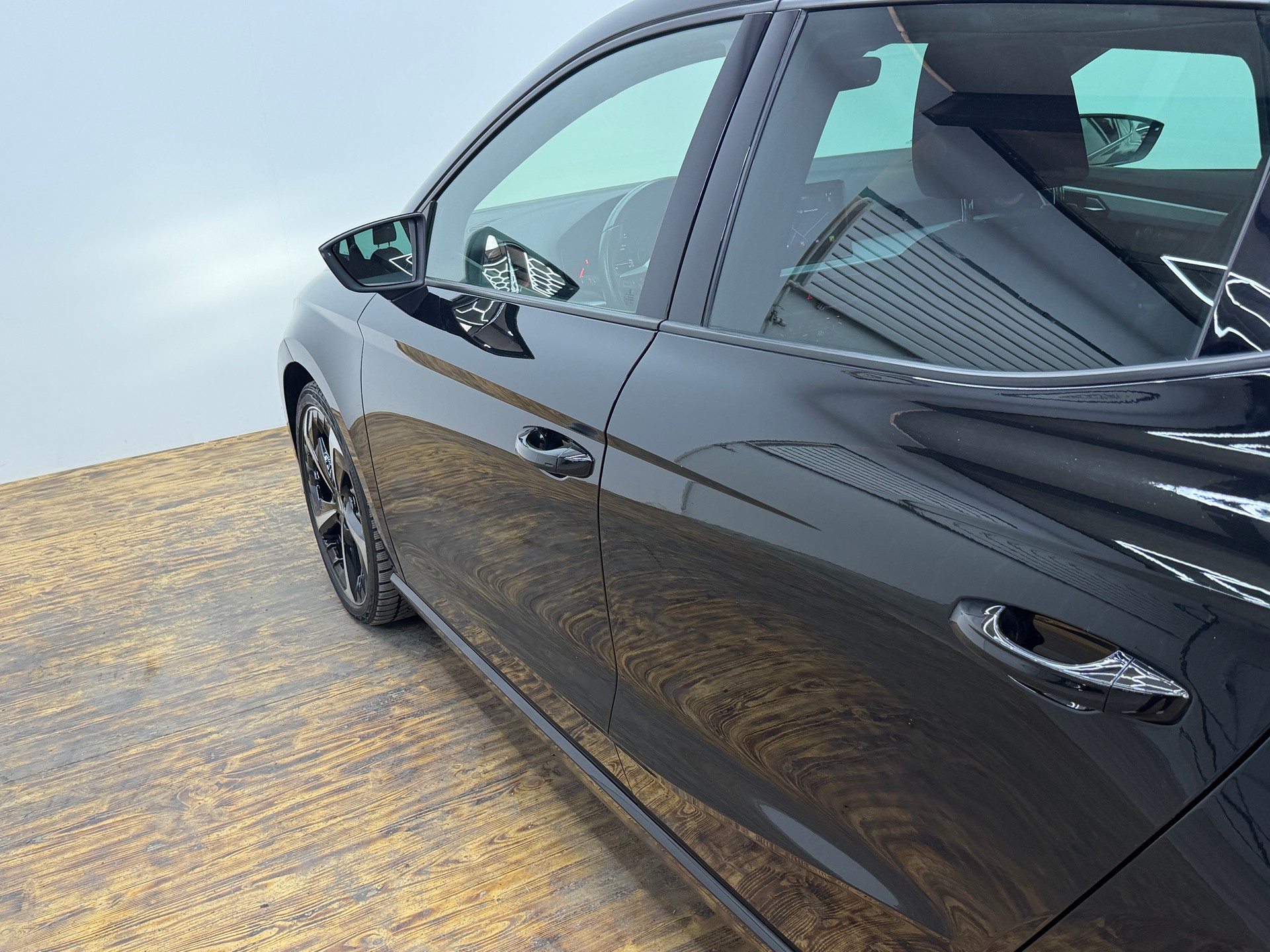 SEAT Ibiza 1.0 EcoTSI Hola FR DSG-image-8