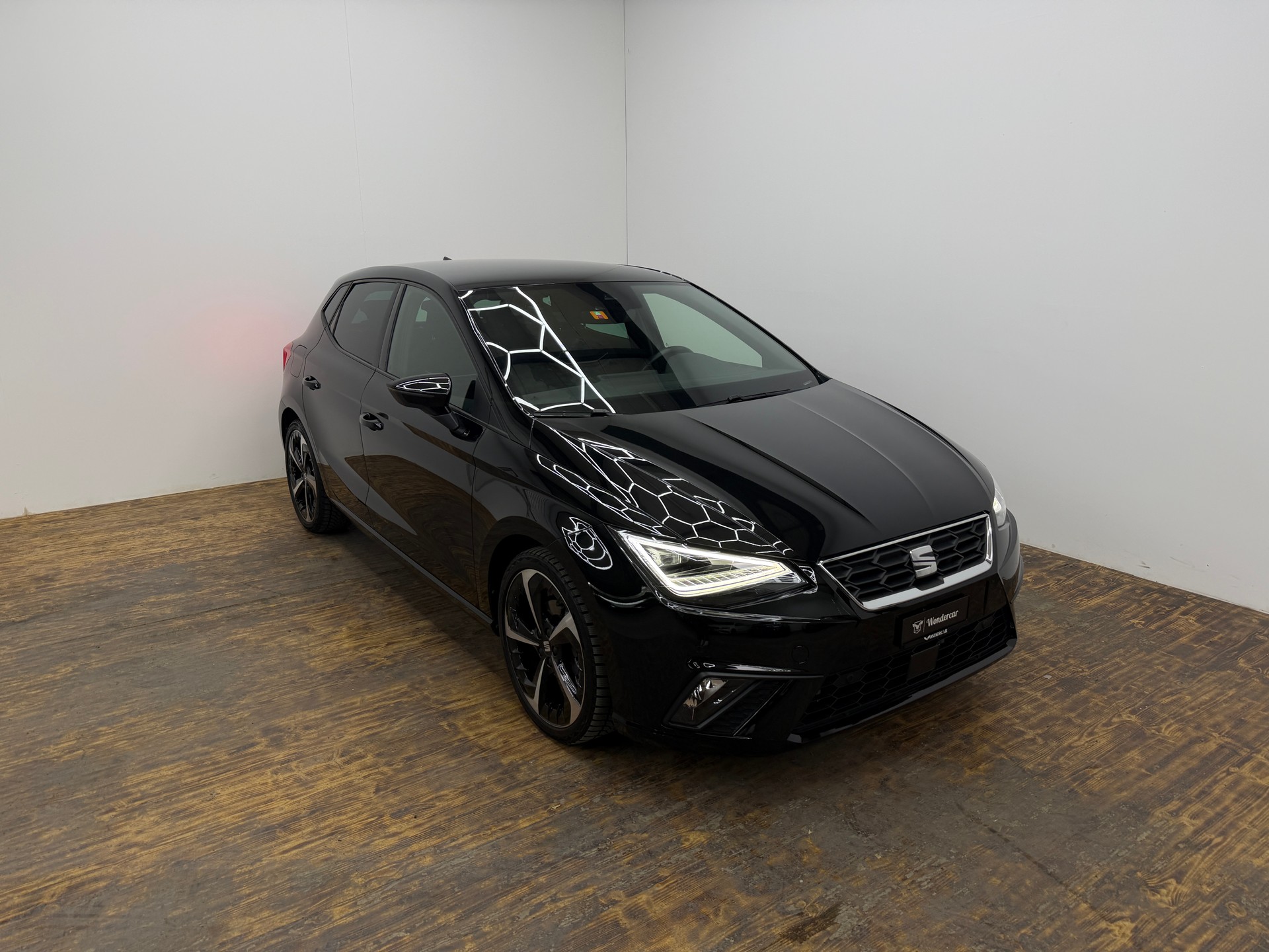 SEAT Ibiza 1.0 EcoTSI Hola FR DSG-image-0