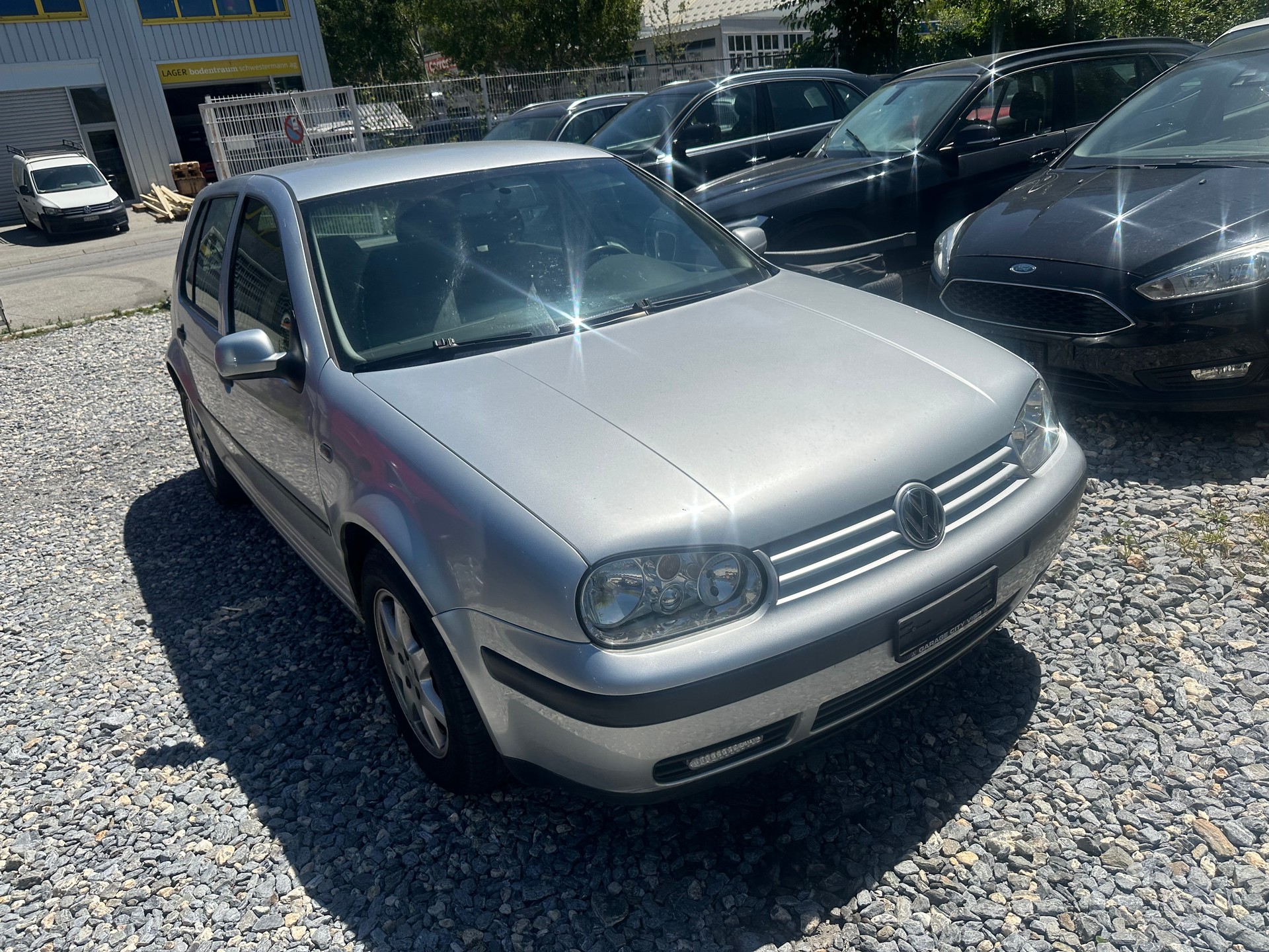 VW Golf 1.9 TDI Comfortline 4Motion-image-1