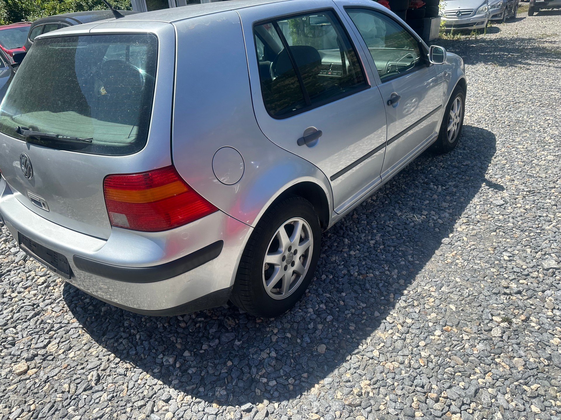 VW Golf 1.9 TDI Comfortline 4Motion-image-10