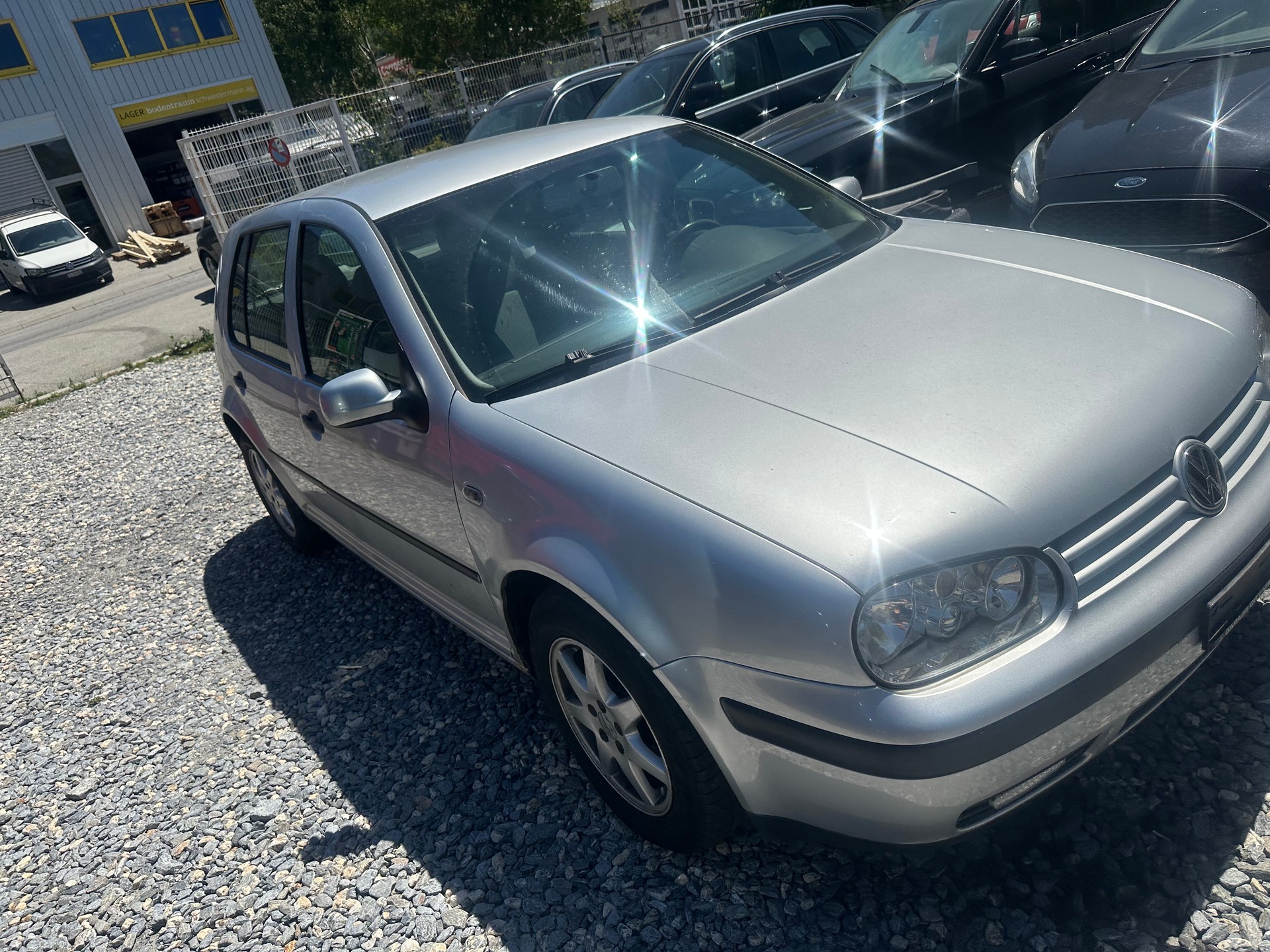 VW Golf 1.9 TDI Comfortline 4Motion-image-2