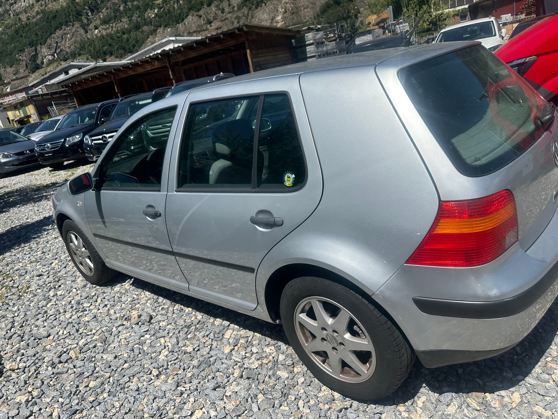 VW Golf 1.9 TDI Comfortline 4Motion-image-5