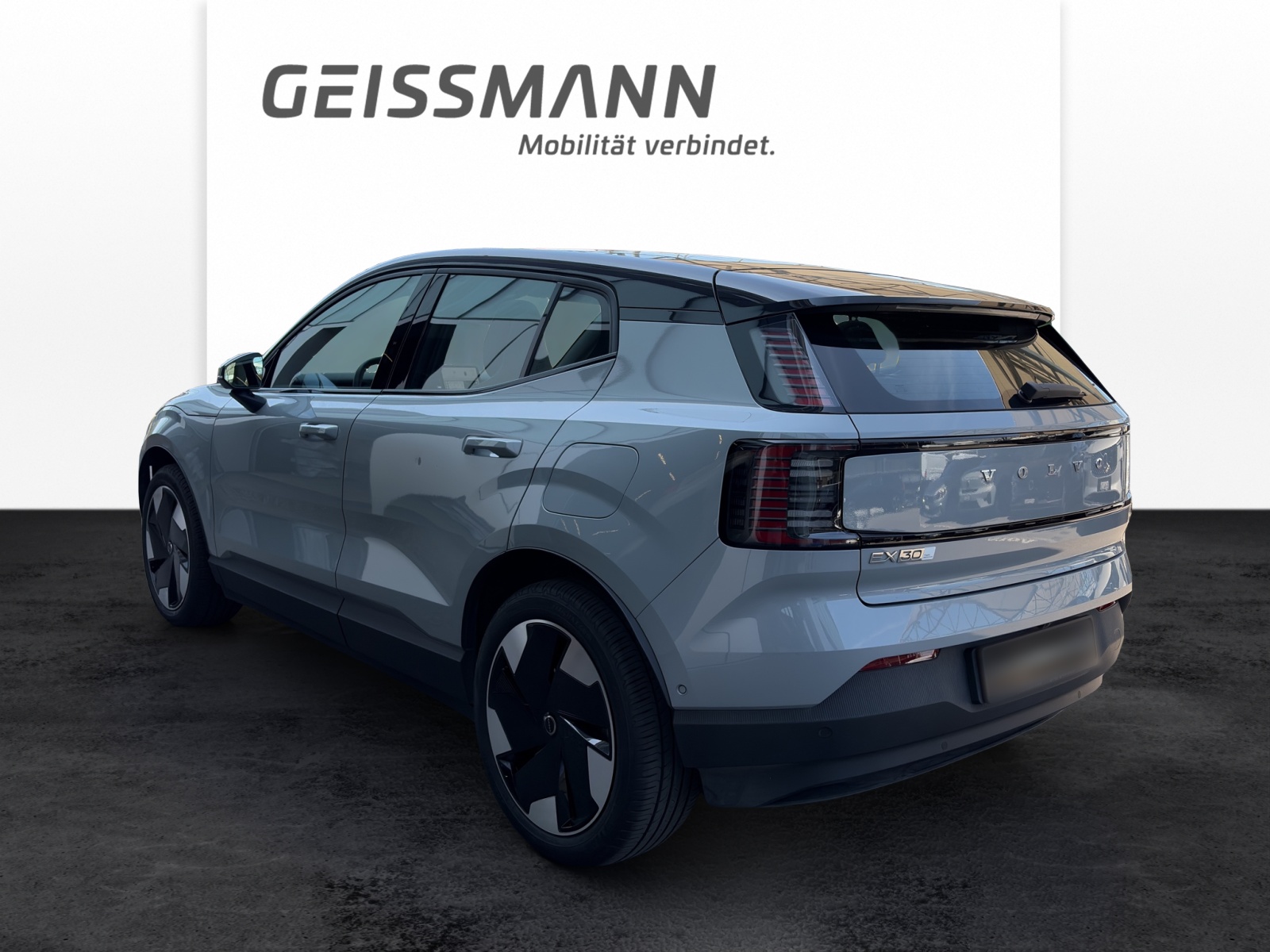 VOLVO EX30 E60 Twin Ultra Performance AWD-image-5