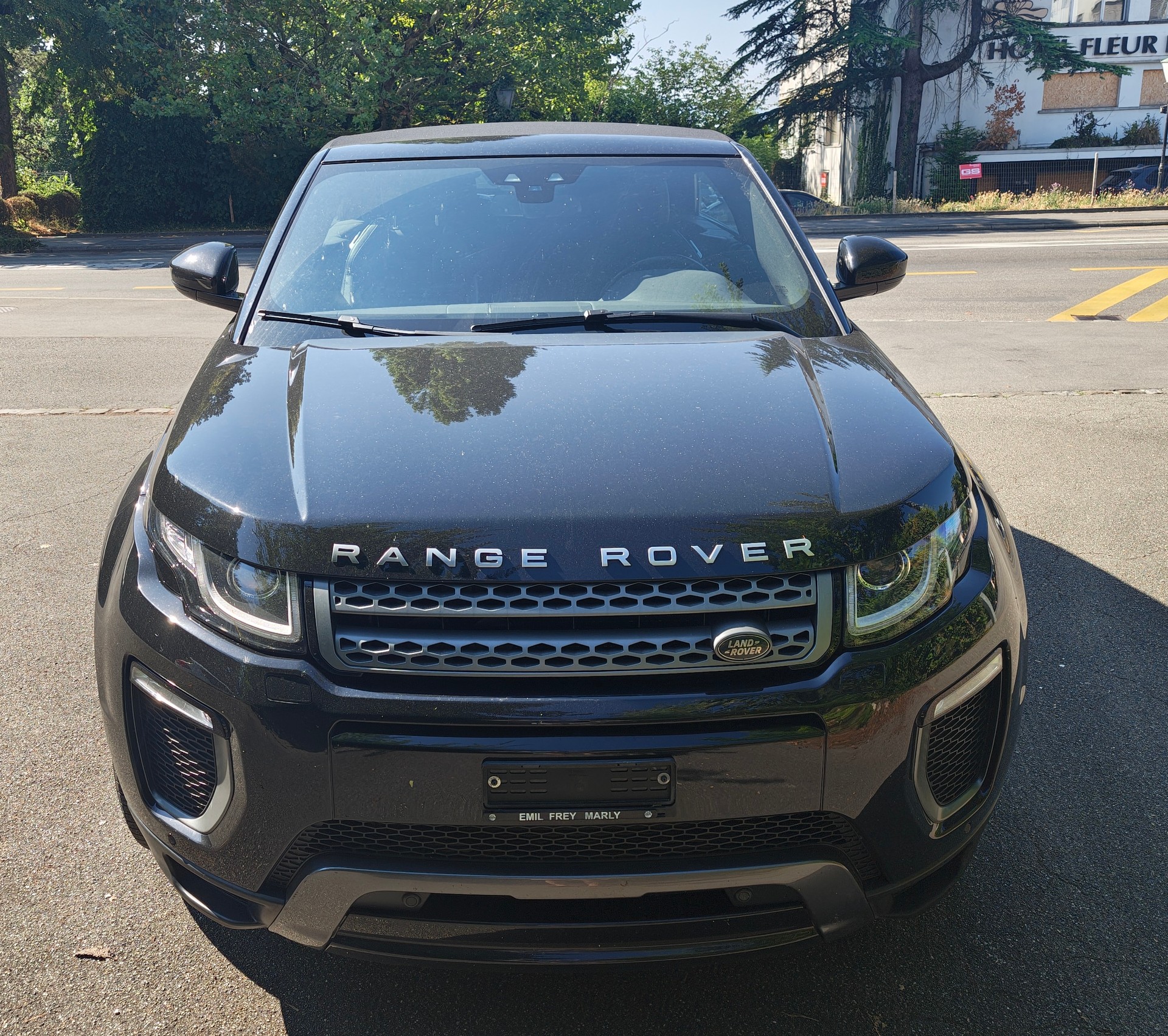LAND ROVER 2.0 Si4 SE Dynamic Cabriolet-image-3