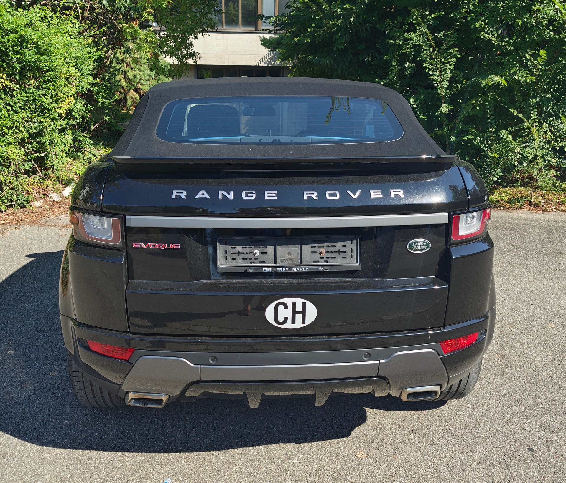 LAND ROVER 2.0 Si4 SE Dynamic Cabriolet-image-4