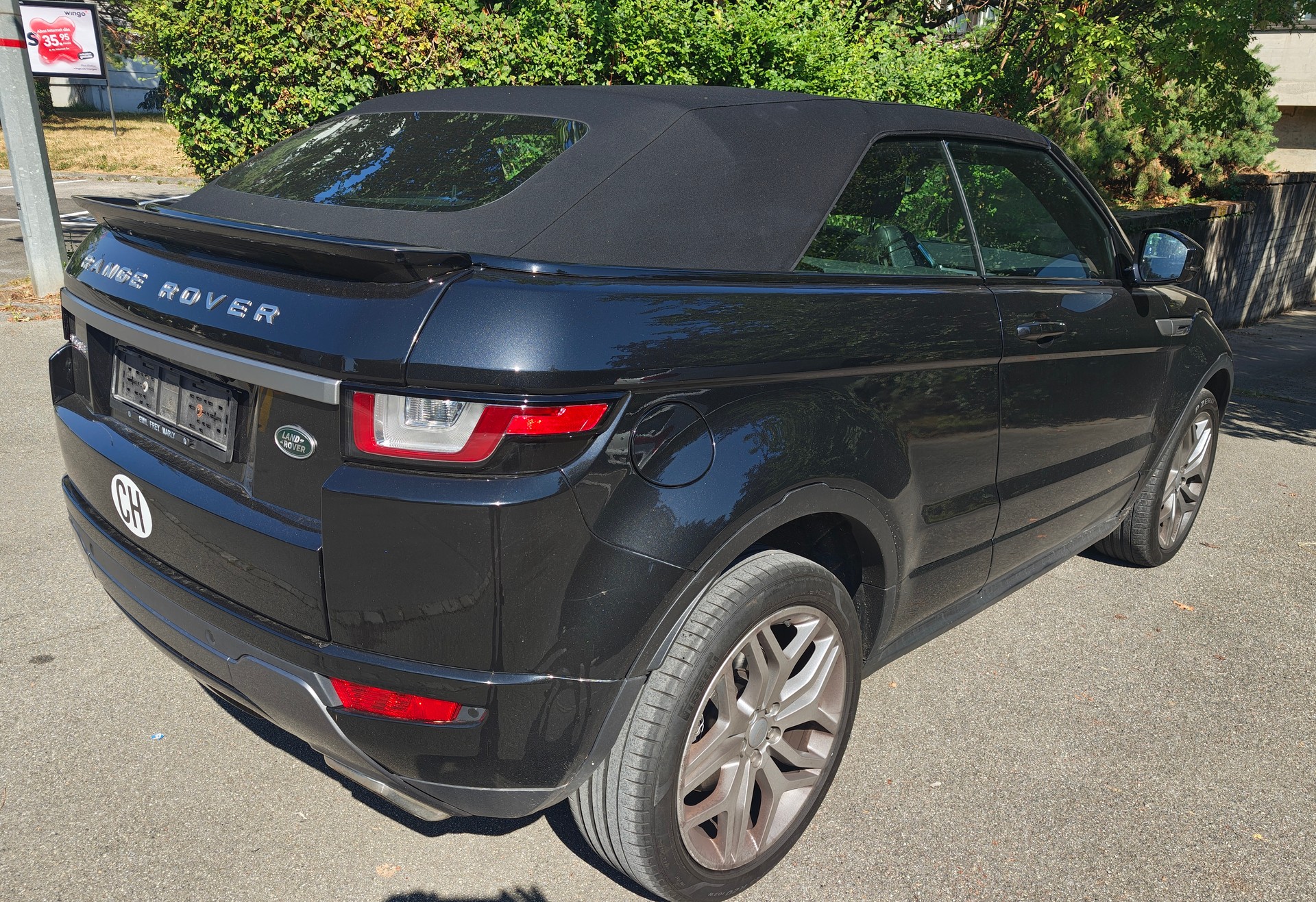 LAND ROVER 2.0 Si4 SE Dynamic Cabriolet-image-5