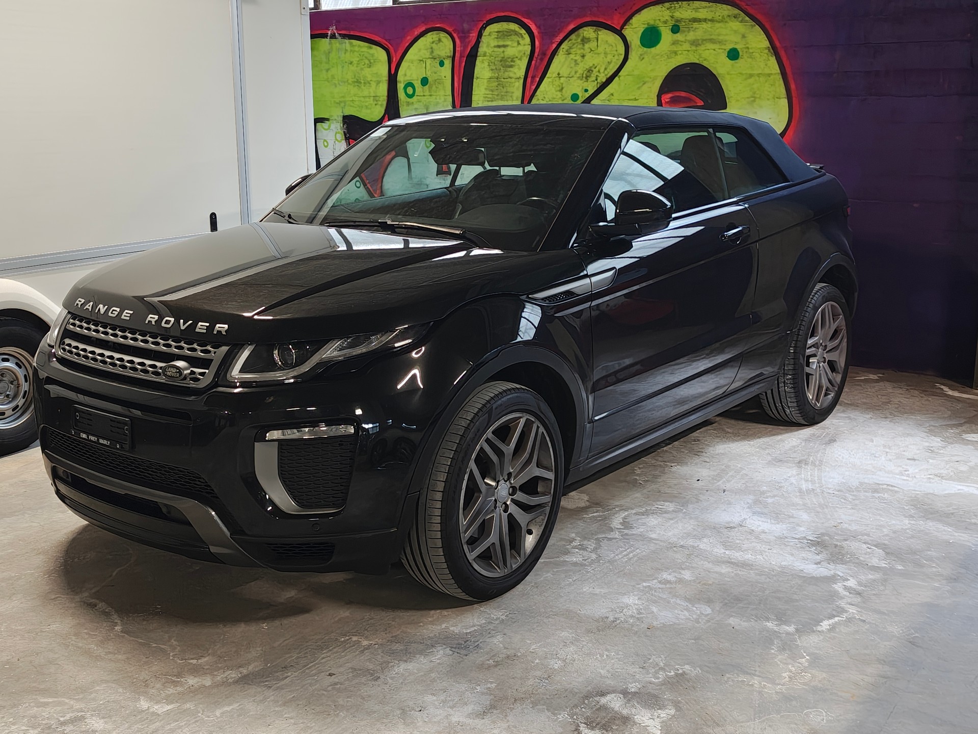 LAND ROVER 2.0 Si4 SE Dynamic Cabriolet-image-1