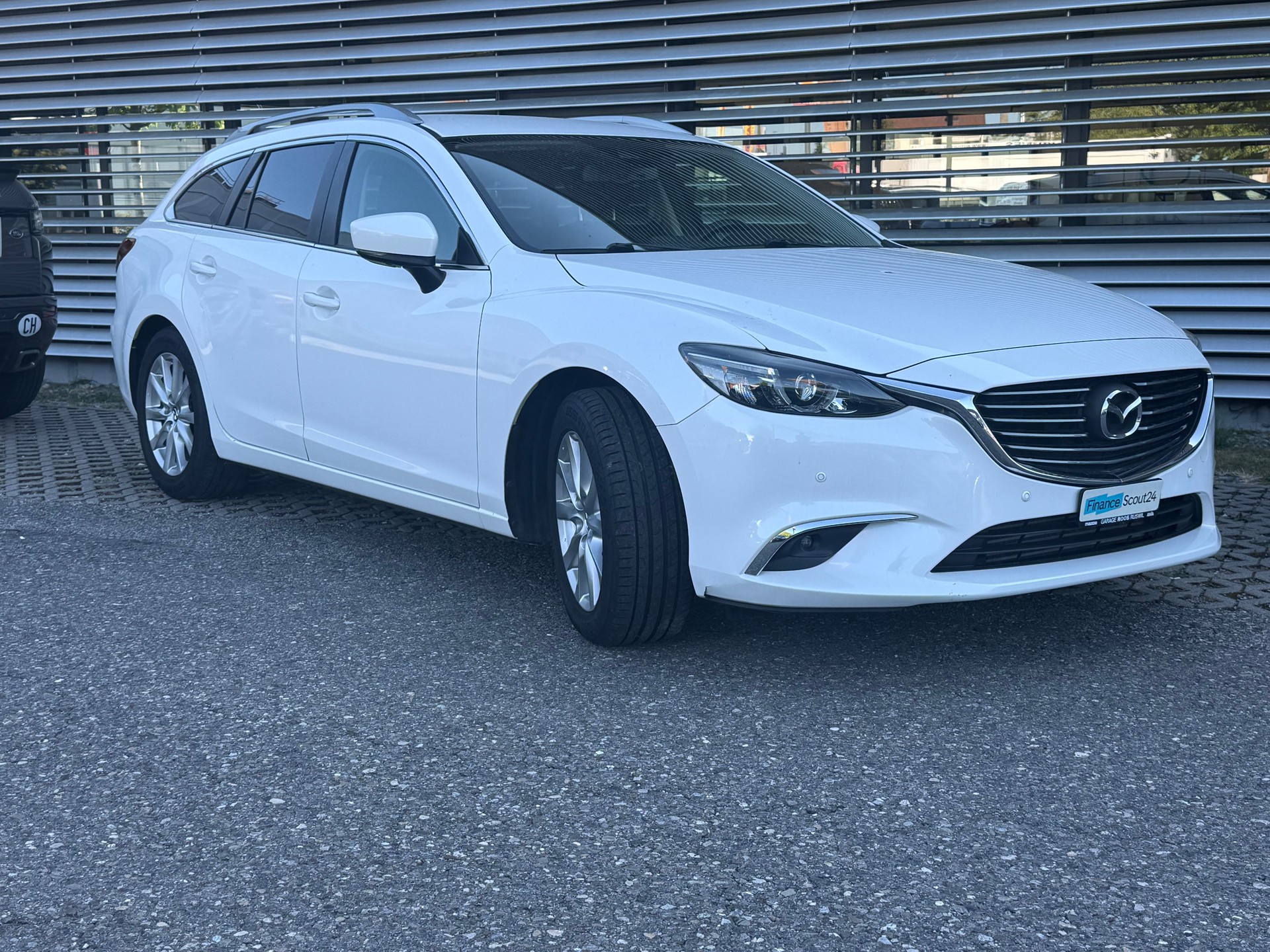 MAZDA 6 Sportwagon SKYACTIV-D 150 Ambition AWD-image-3