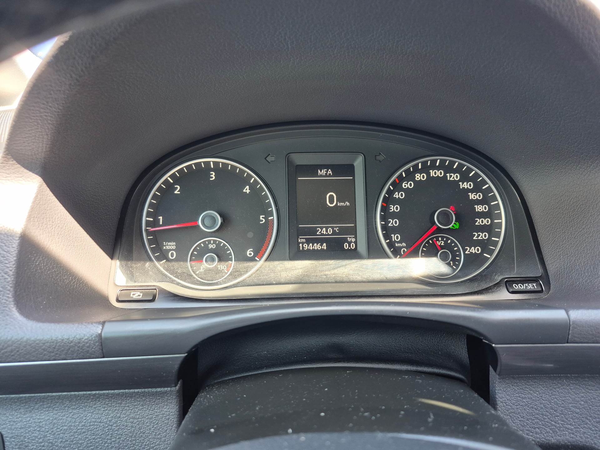 VW 1.6 TDI 105 Trendline. DSG-image-5