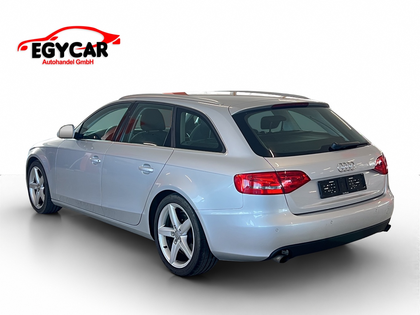 AUDI A4 Avant 2.0 TFSI quattro-image-4