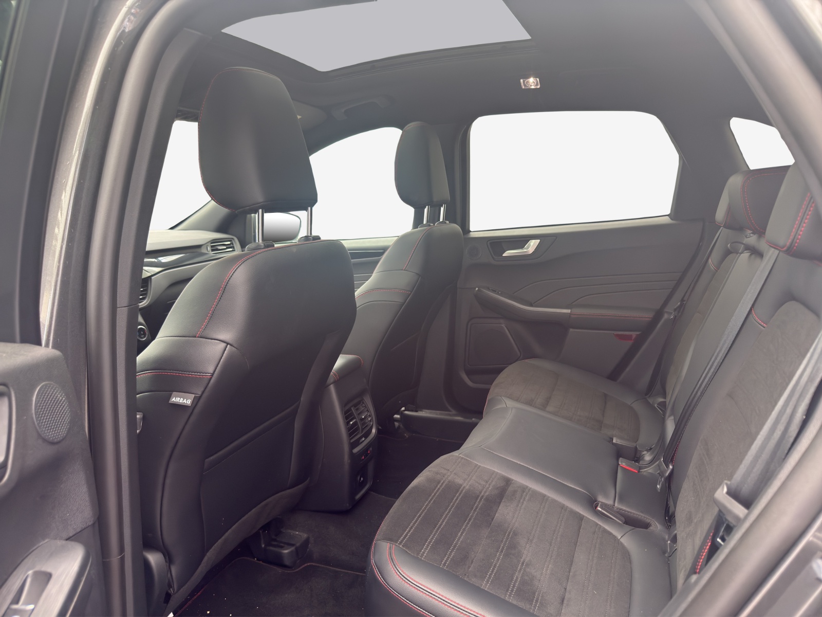 FORD Kuga 2.5 FHEV ST-Line 4WD-image-11