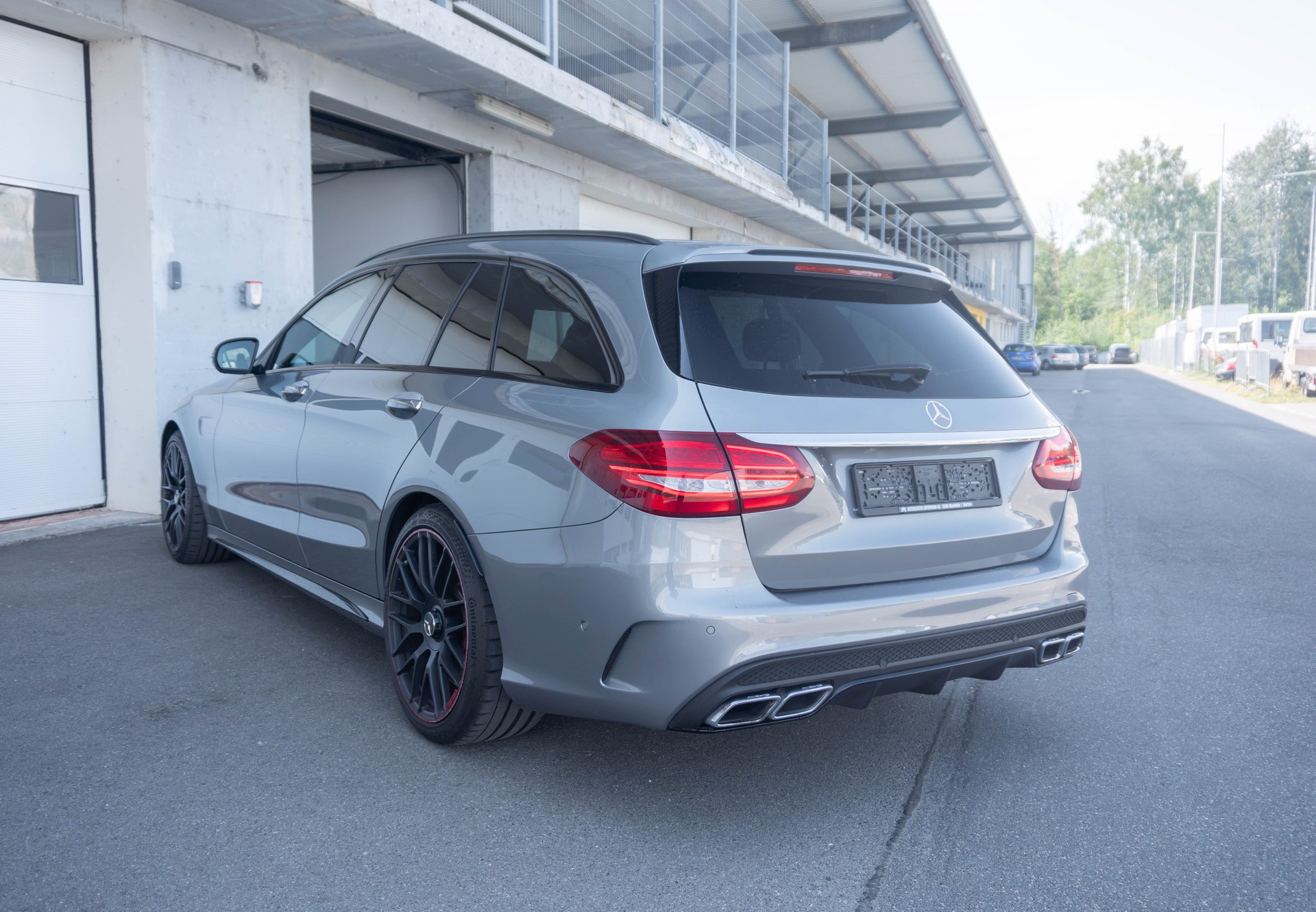MERCEDES-BENZ C 63 S AMG Edition 1 Speedshift-image-3