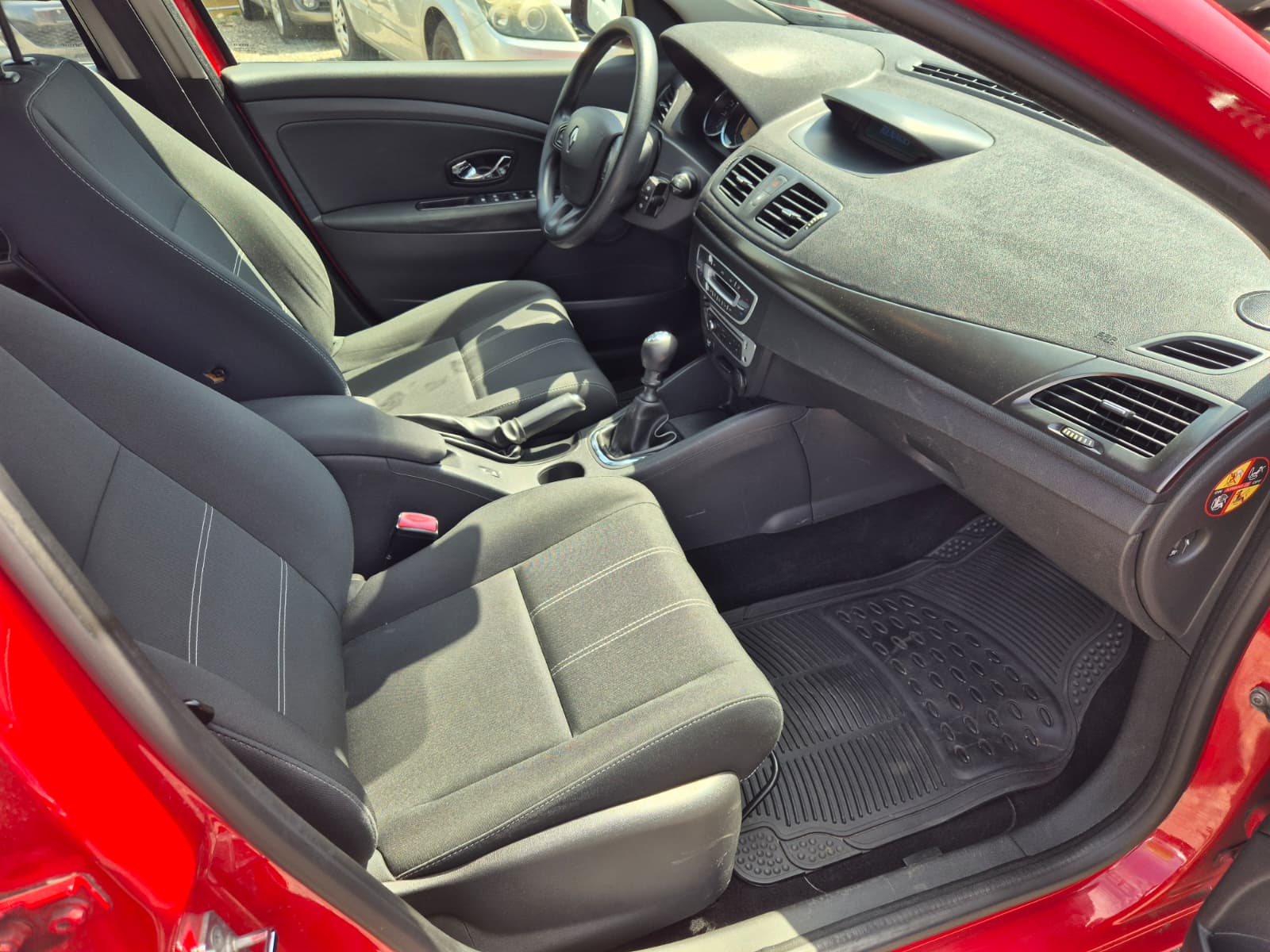 RENAULT Mégane Grandtour 1.5 dCi Expression-image-8
