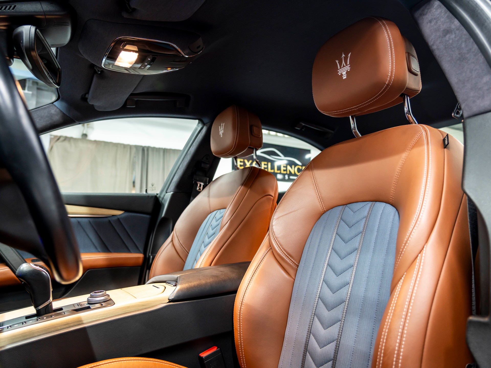 MASERATI Ghibli S Q4 3.0 V6 GranLusso Automatica-image-15