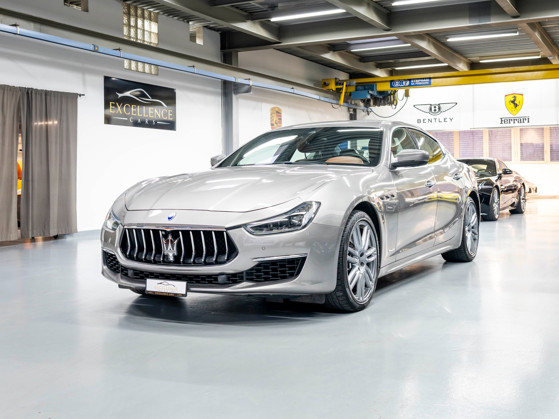 MASERATI Ghibli S Q4 3.0 V6 GranLusso Automatica-image-0