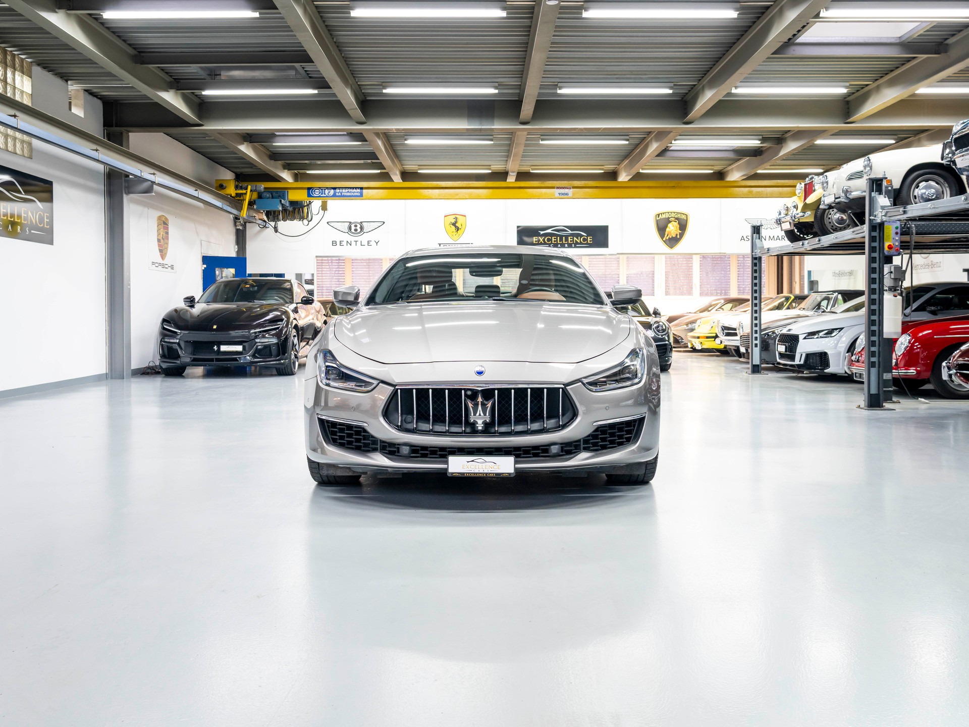 MASERATI Ghibli S Q4 3.0 V6 GranLusso Automatica-image-1