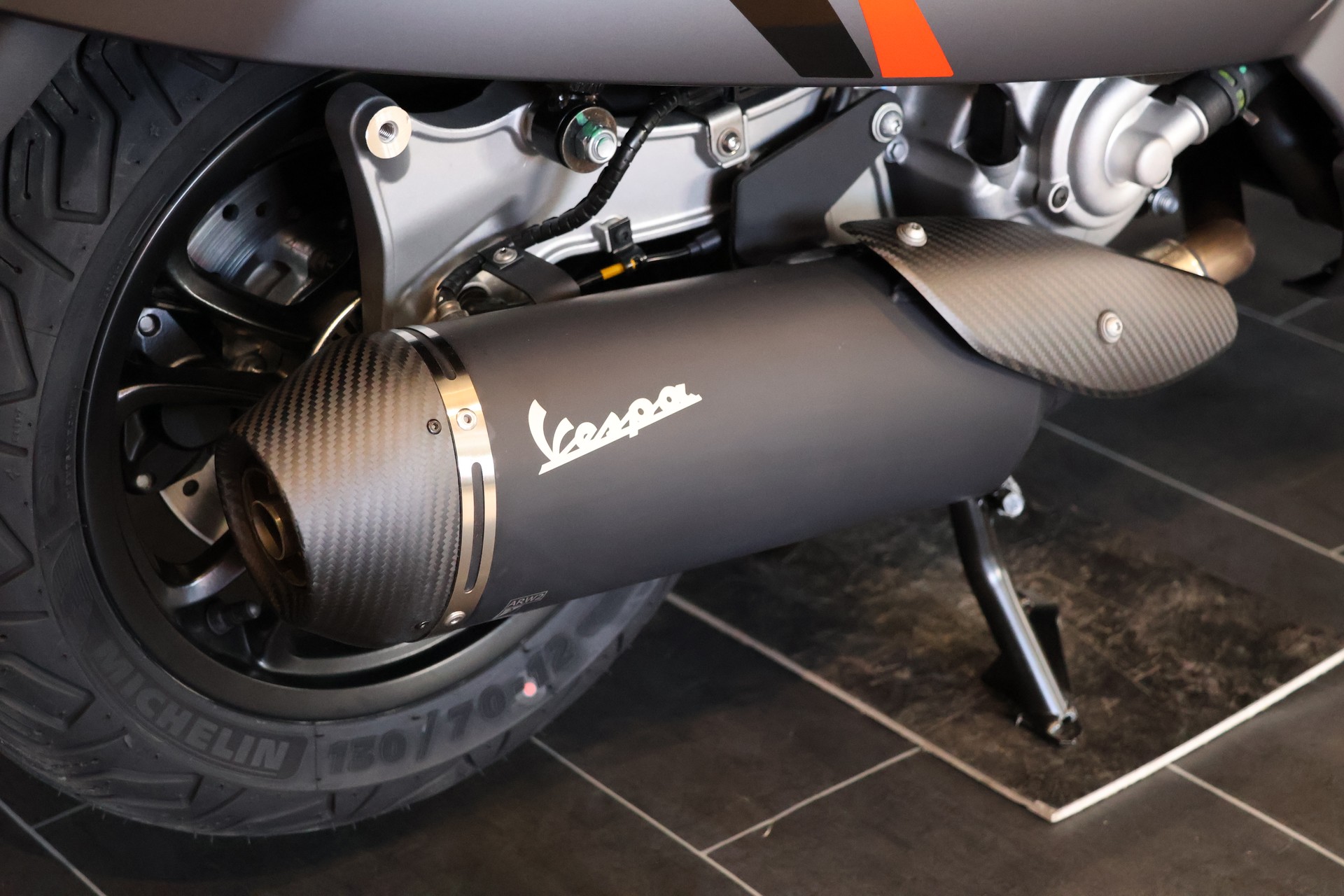 PIAGGIO Vespa GTS 310 Super Sport MY26 (4 Jahre Garantie)-showroom-element-1