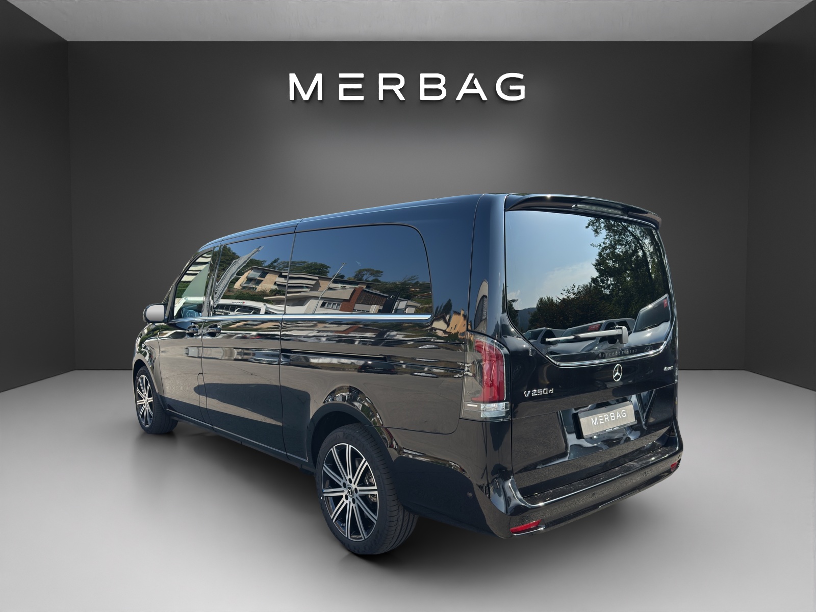 MERCEDES-BENZ V 250 d extralang 4Matic Avantgarde 9G-Tronic-image-3