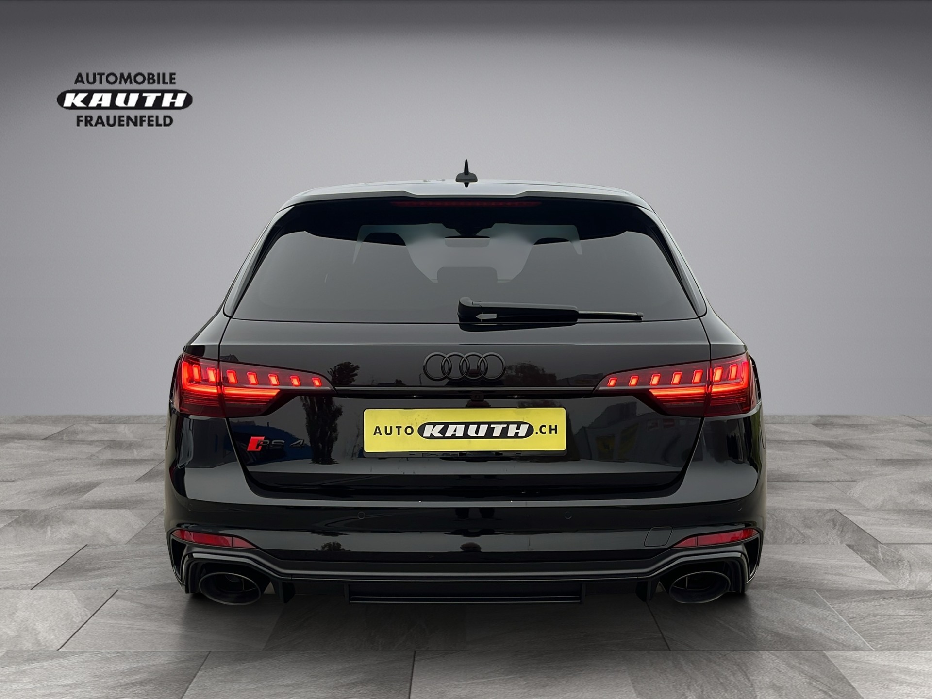 AUDI RS4 Avant 25 year edition quattro tiptronic*Limitiert Nr. 243 von 250 Stück, 470PS, (5-Jahre Garantie)-image-12