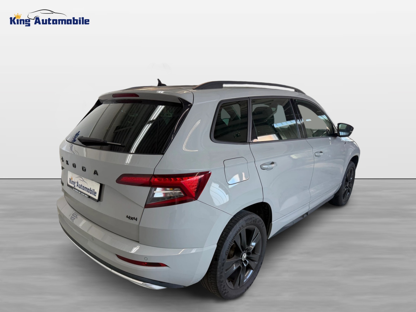 SKODA Karoq 2.0 TSI SportLine 4x4 DSG | CH-Auto | Aus 1-Hand | Frisch MFK | RF-Kamera-image-6